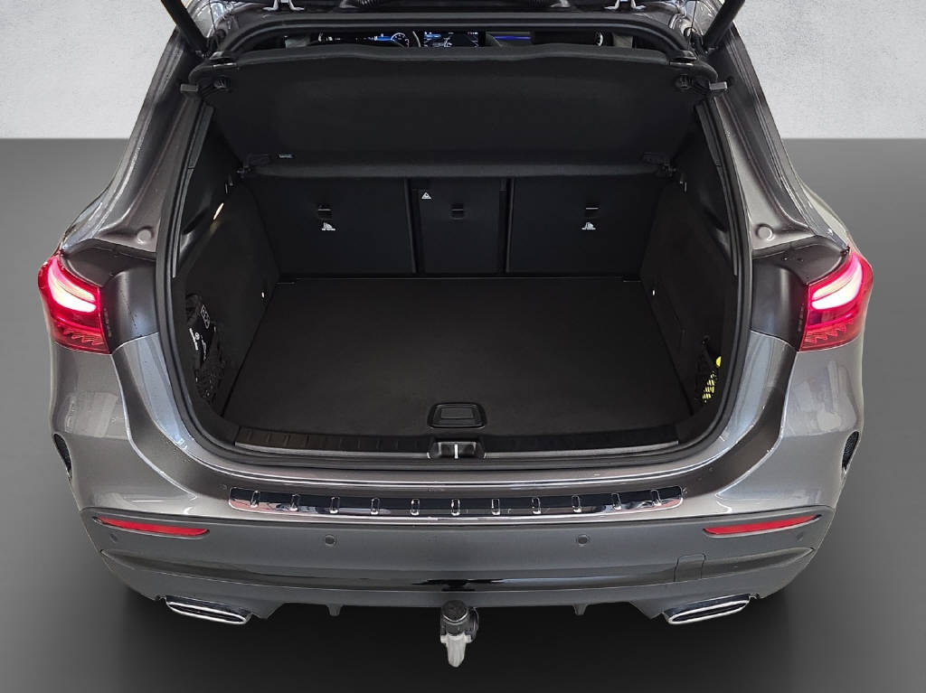 MERCEDES-BENZ GLA 200 AMG Line Night Star-image-7