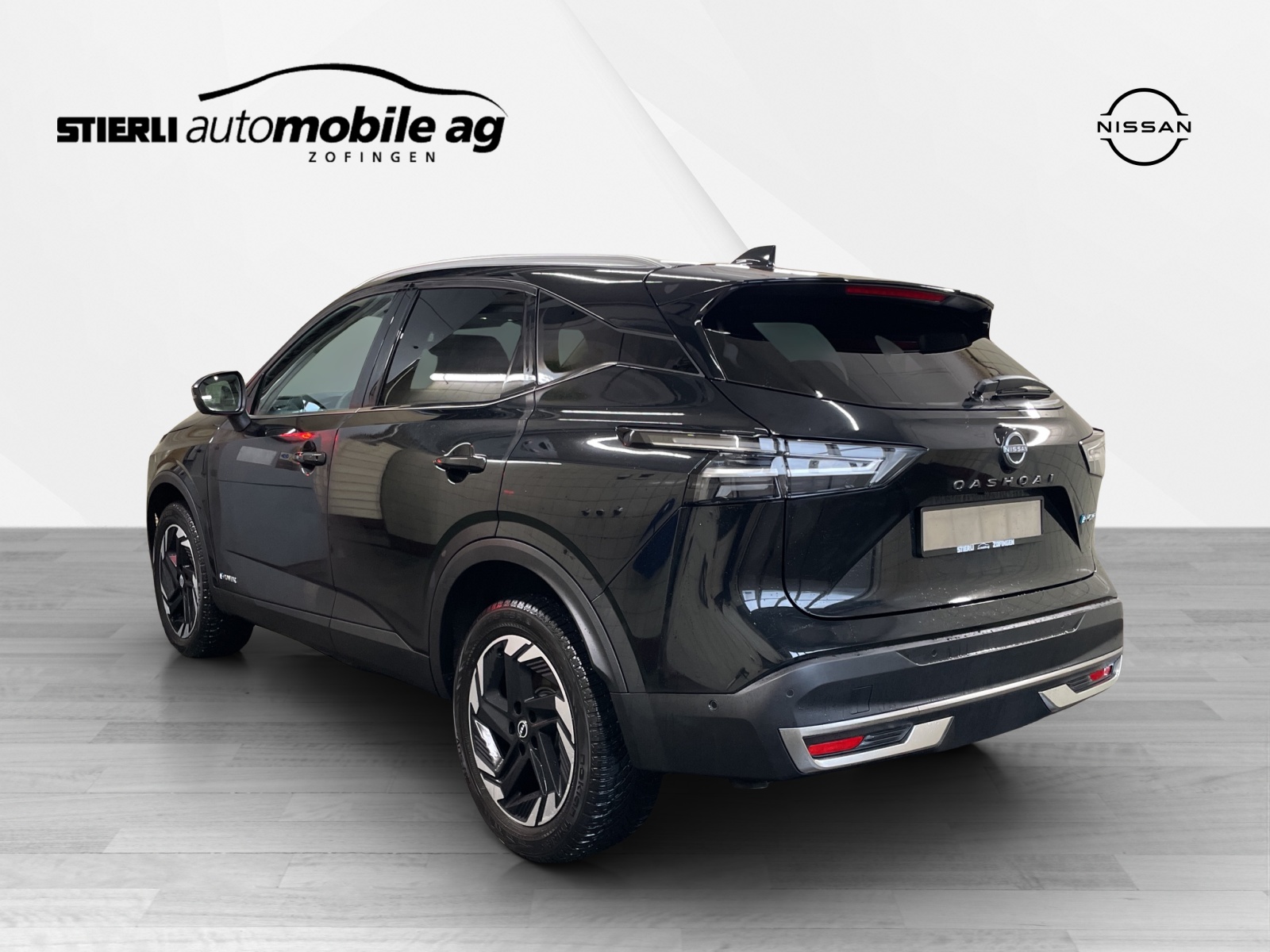NISSAN Qashqai 1.5 VC-T N-Connecta-image-6