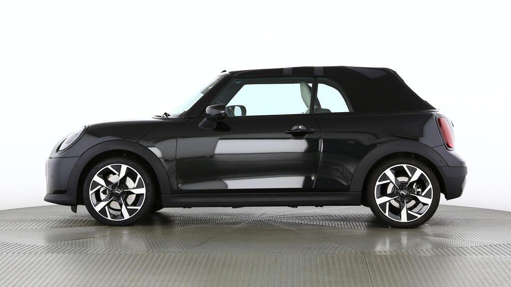 MINI Cooper S Cabrio-image-2
