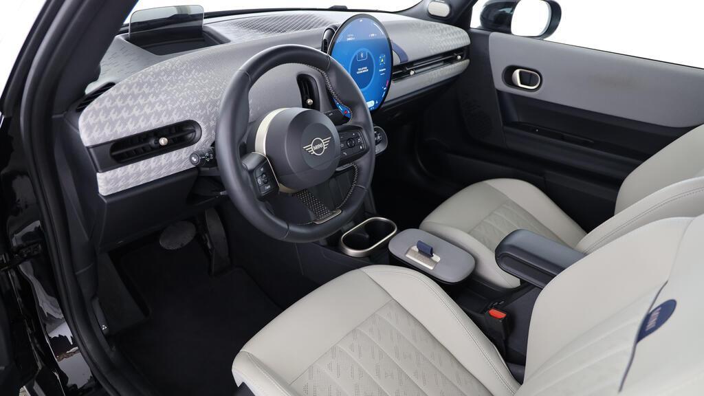 MINI Cooper S Cabrio-image-16