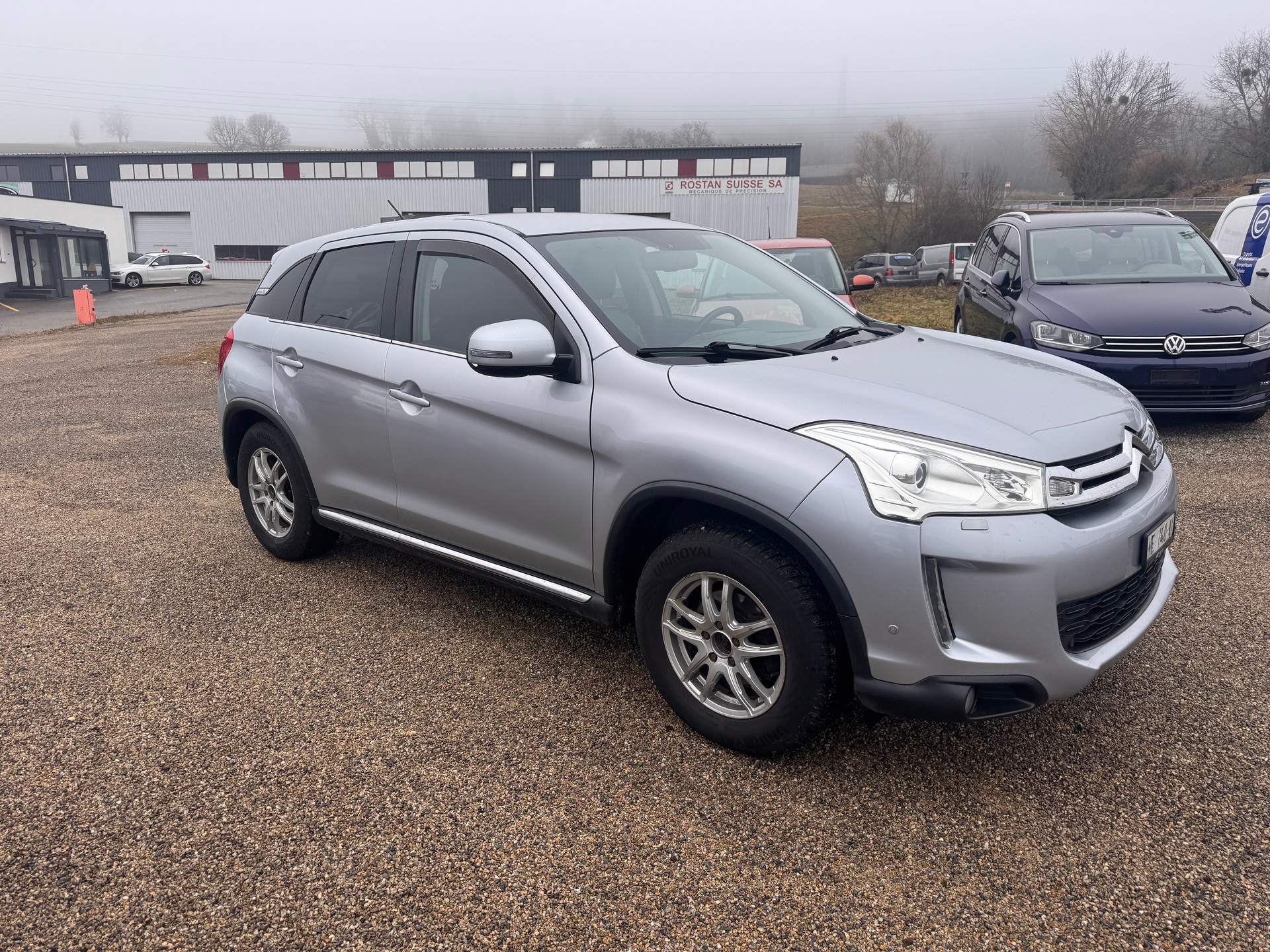 CITROEN C4 Aircross 1.6 HDi Exclusive 4WD-image-2