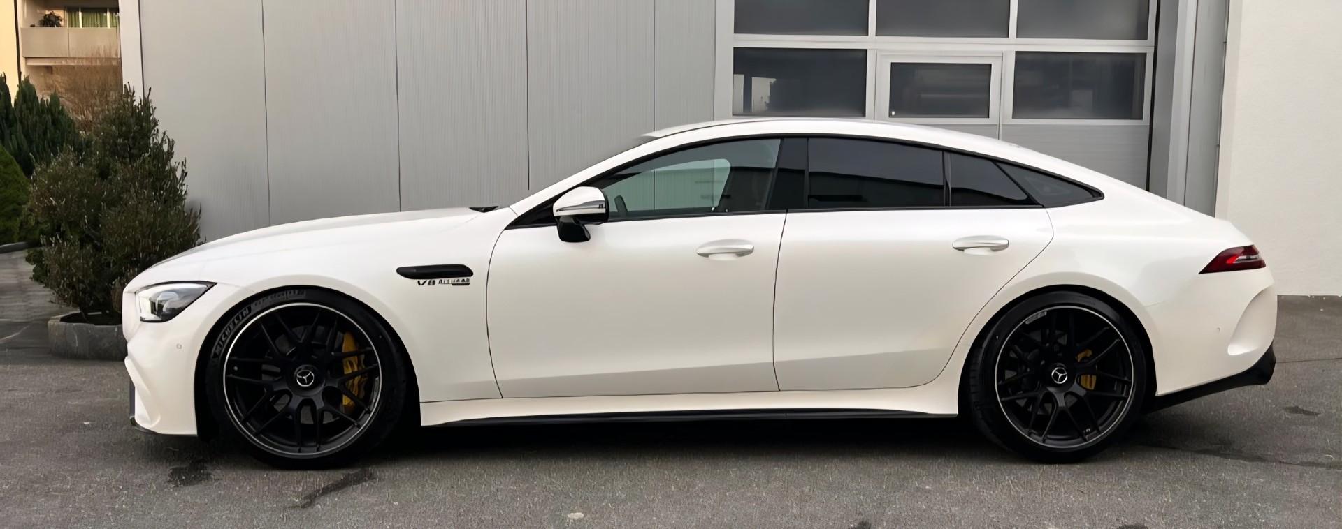MERCEDES-BENZ AMG GT 4 63 S 4Matic+ Speedshift MCT-image-3
