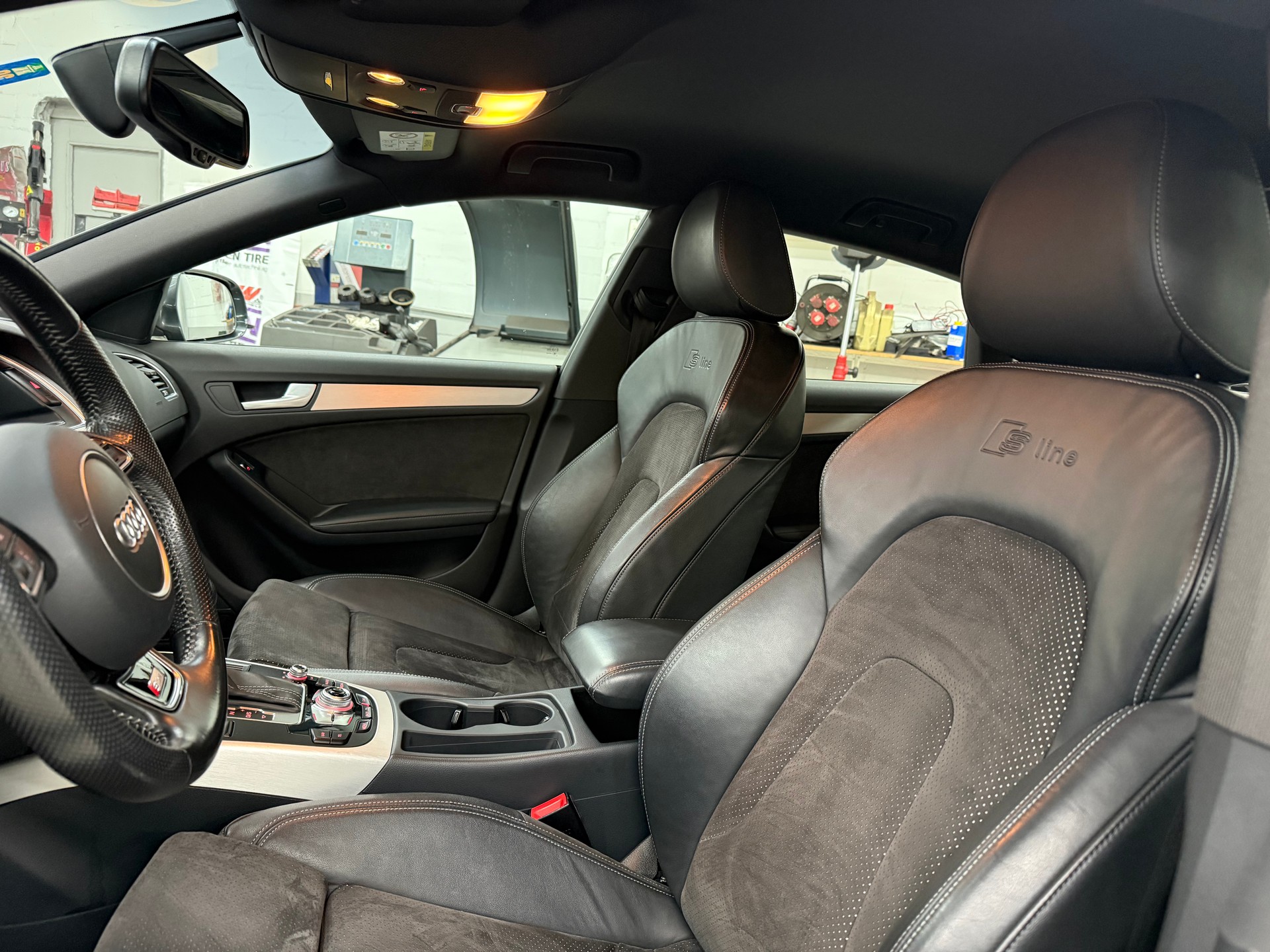 AUDI A5 Sportback 2.0 TDI quattro S-tronic-image-9