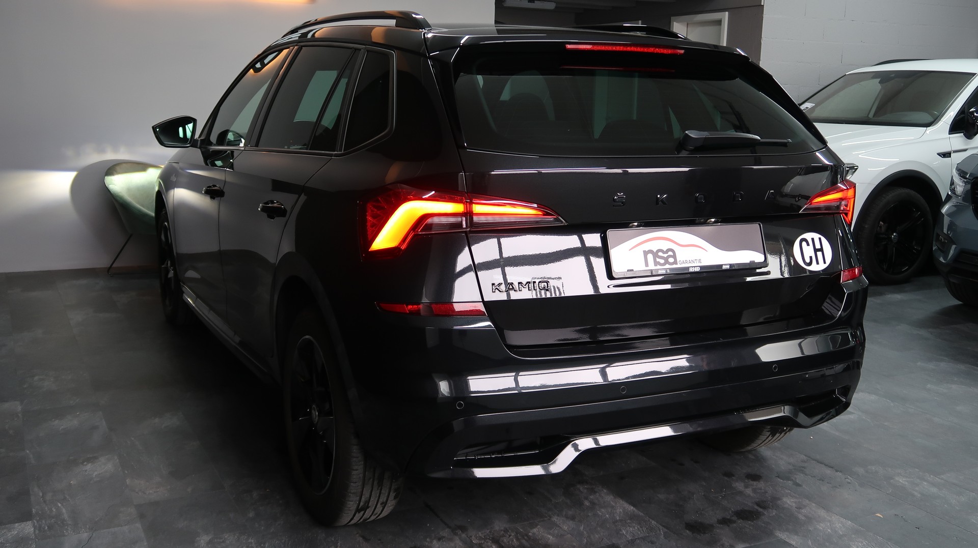 SKODA Kamiq 1.5 TSI ACT Monte Carlo DSG / CH / MFK / GARANTIE-image-10