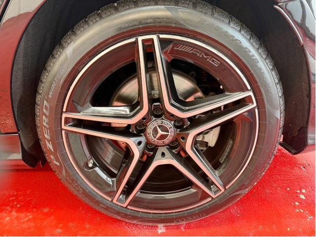 MERCEDES-BENZ C 200 4Matic AMG Line 9G-Tronic-image-14
