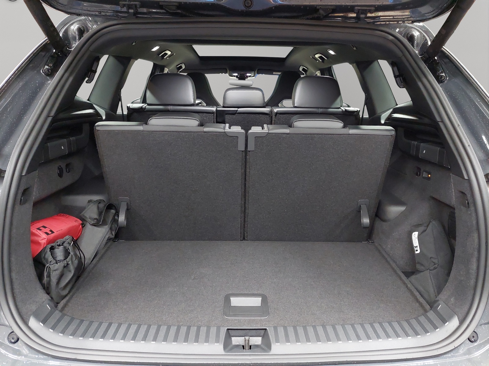 VW Tayron 2.0 TDI SCR R-Line 4Motion DSG-image-11