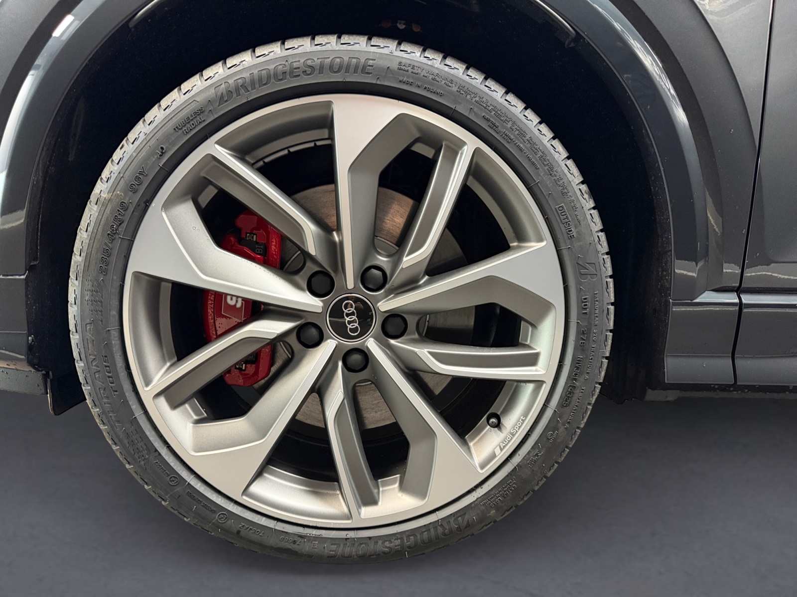 AUDI SQ2 TFSI quattro S-tronic-image-11