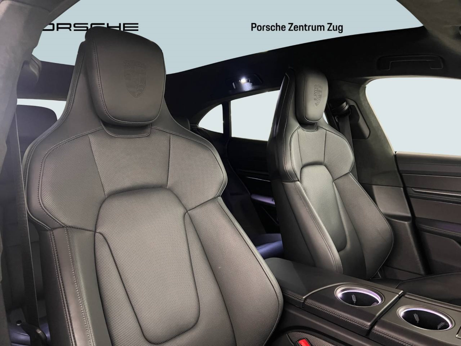 PORSCHE Taycan Turbo S Cross Turismo-image-20