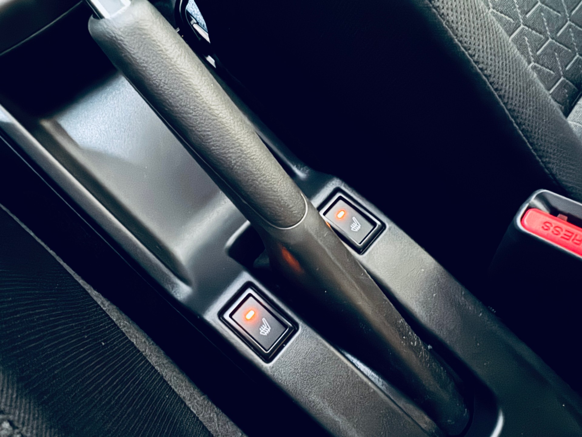 SUZUKI Swift 1.2 Compact Top Hybrid 4x4-image-22