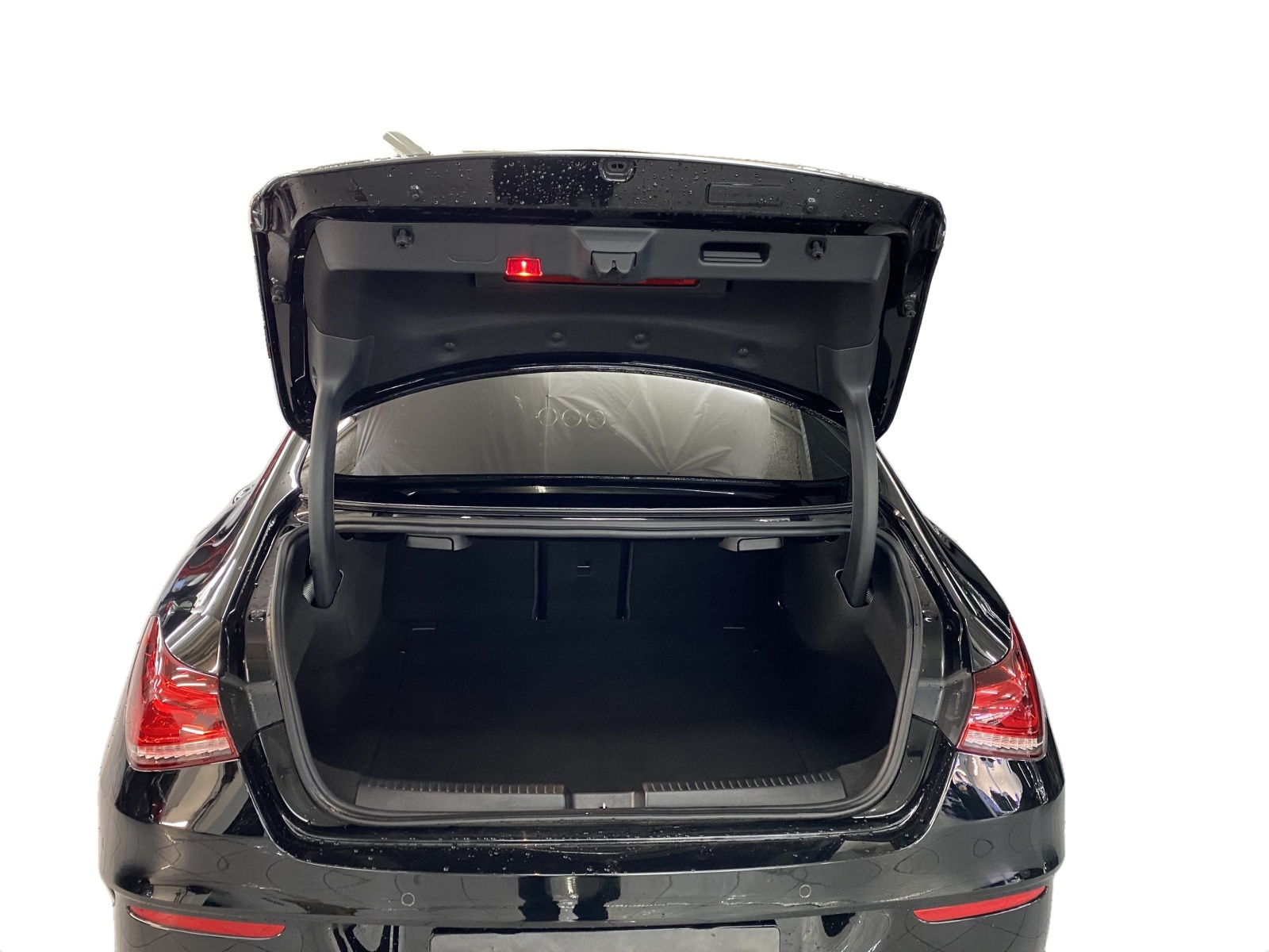 MERCEDES-BENZ CLA 35 AMG 4MATIC-image-4