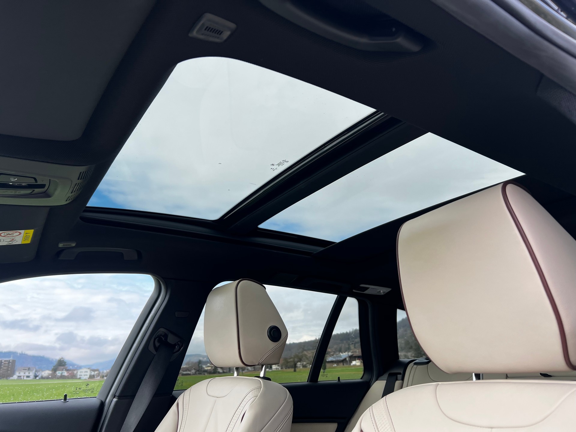 BMW 335d xDrive Touring Edition M Sport Steptronic-image-11