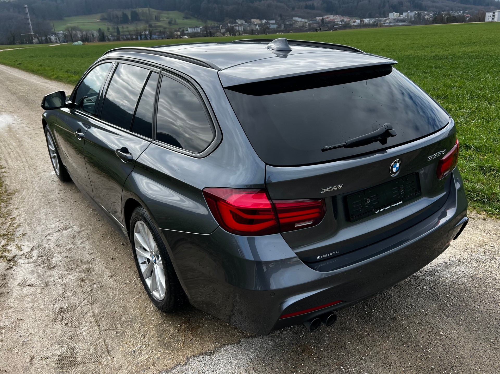 BMW 335d xDrive Touring Edition M Sport Steptronic-image-2