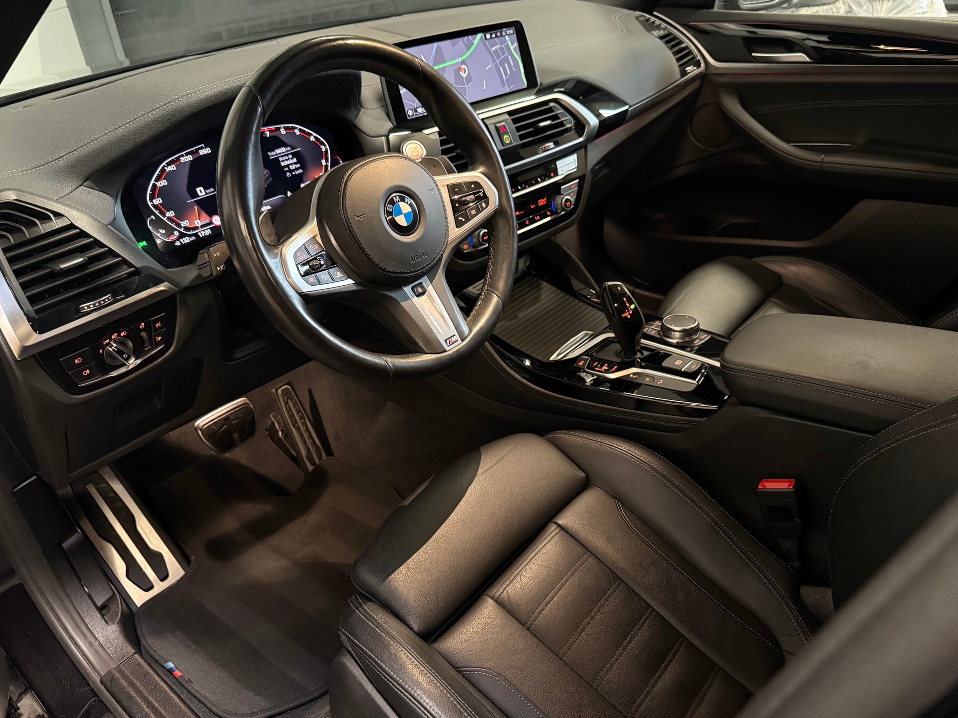 BMW X4 M40i-image-13