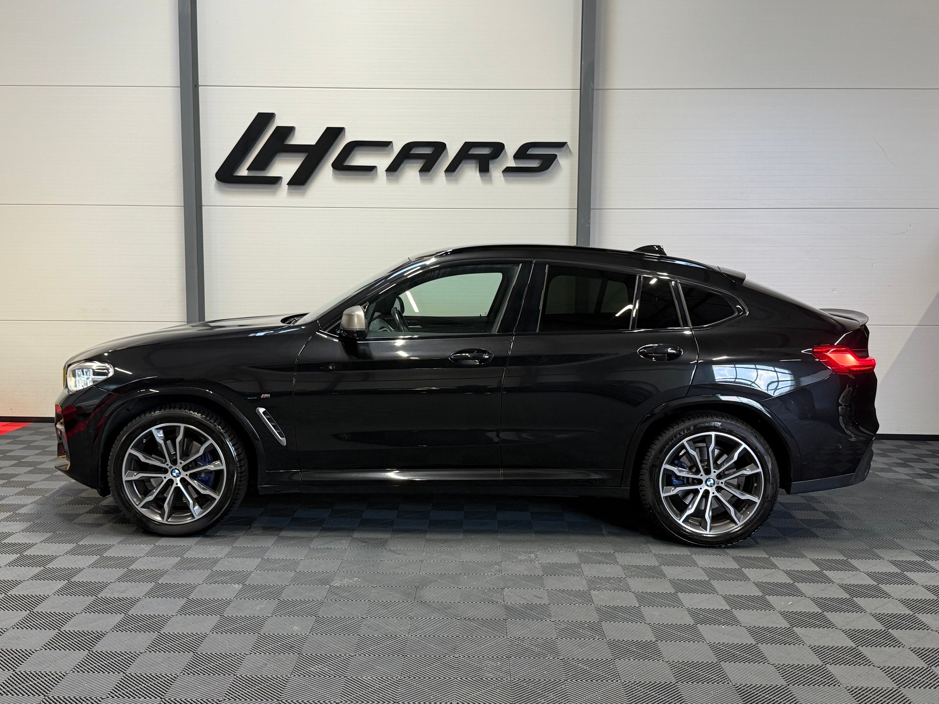 BMW X4 M40i-image-1