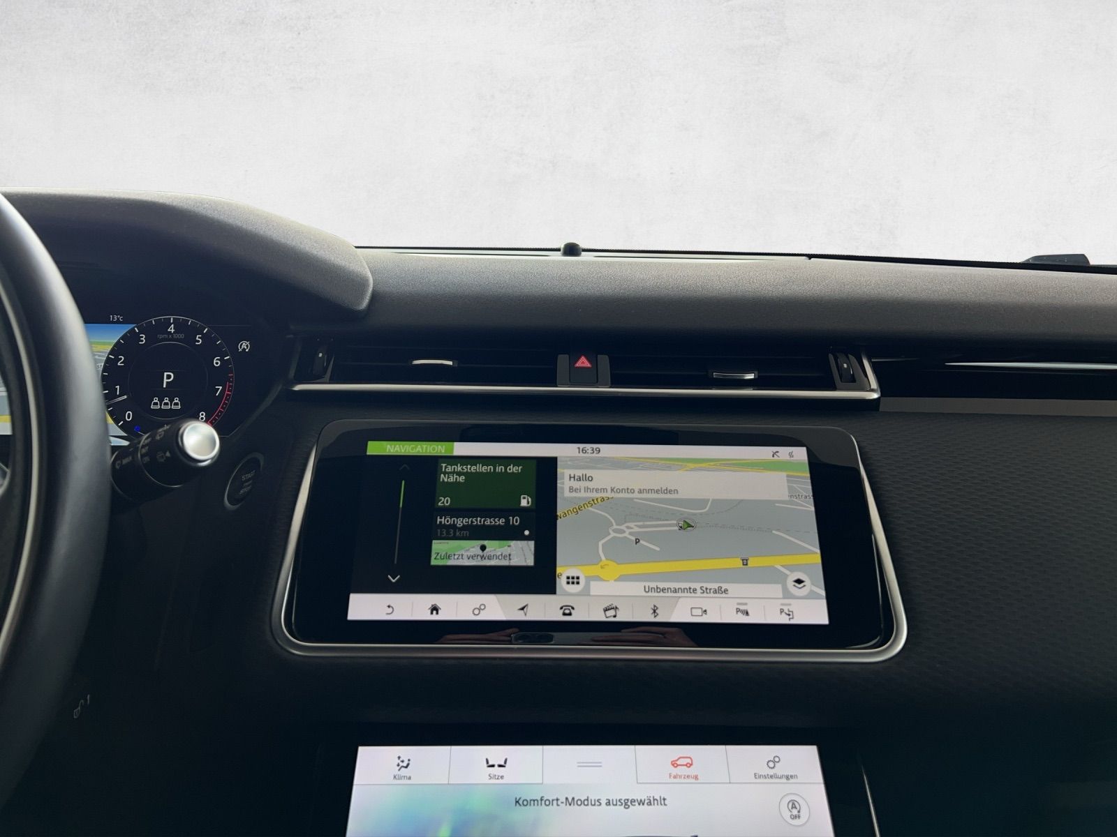 LAND ROVER Range Rover Velar R-Dynamic P 300 Automatic-image-14