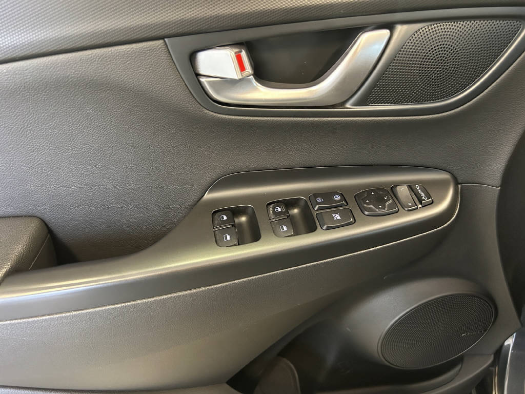 HYUNDAI Kona 1.6 GDi Hybrid Vertex-image-2