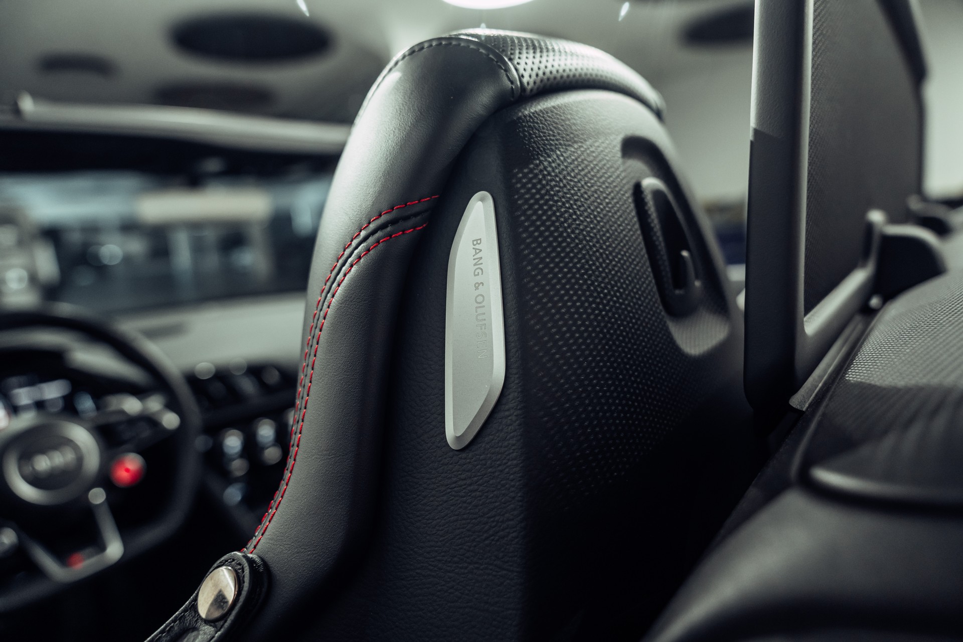 AUDI R8 Spyder performance S-Tronic-image-31