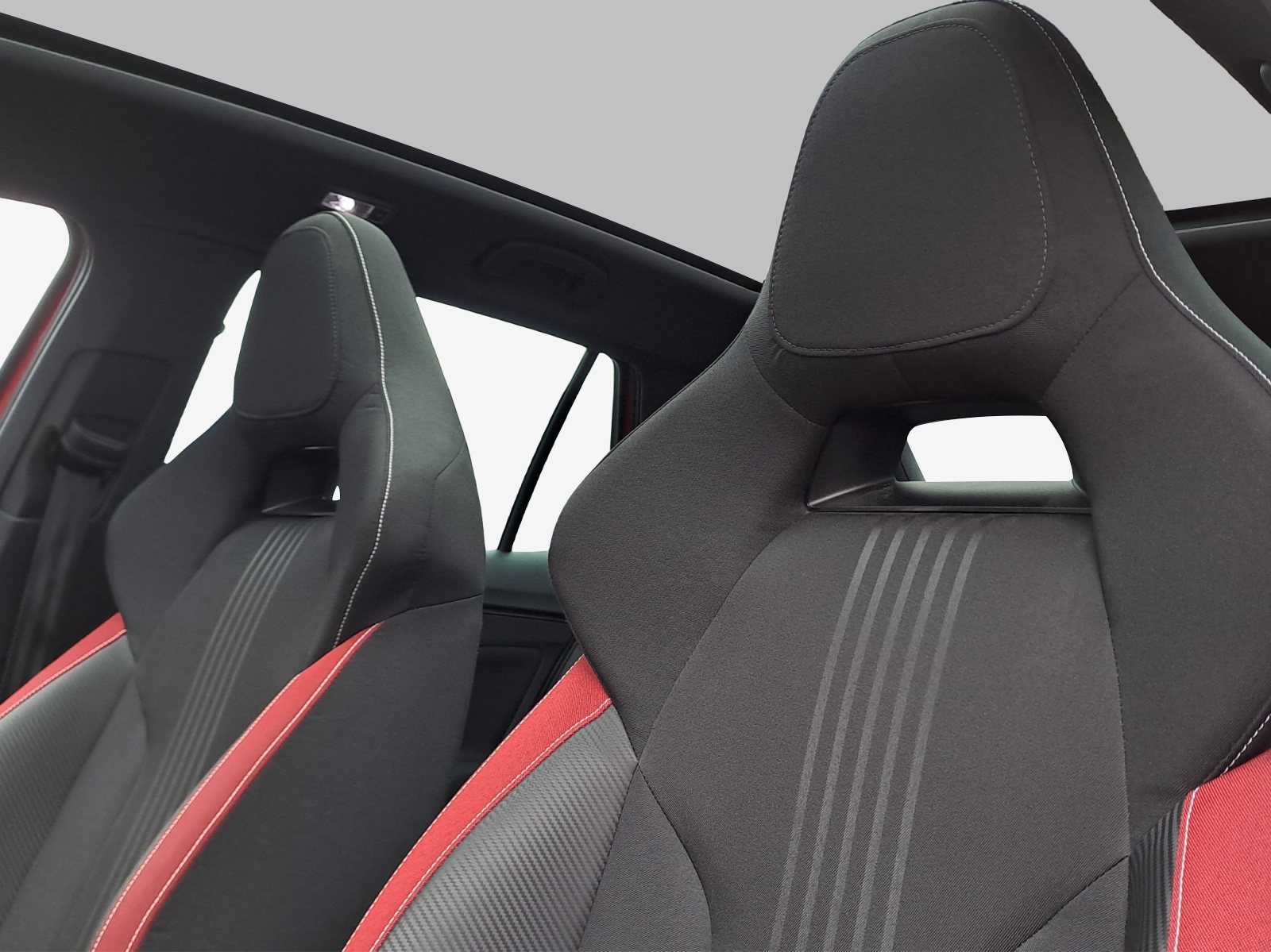 SKODA Kamiq 1.0 TSI Monte Carlo DSG-image-14