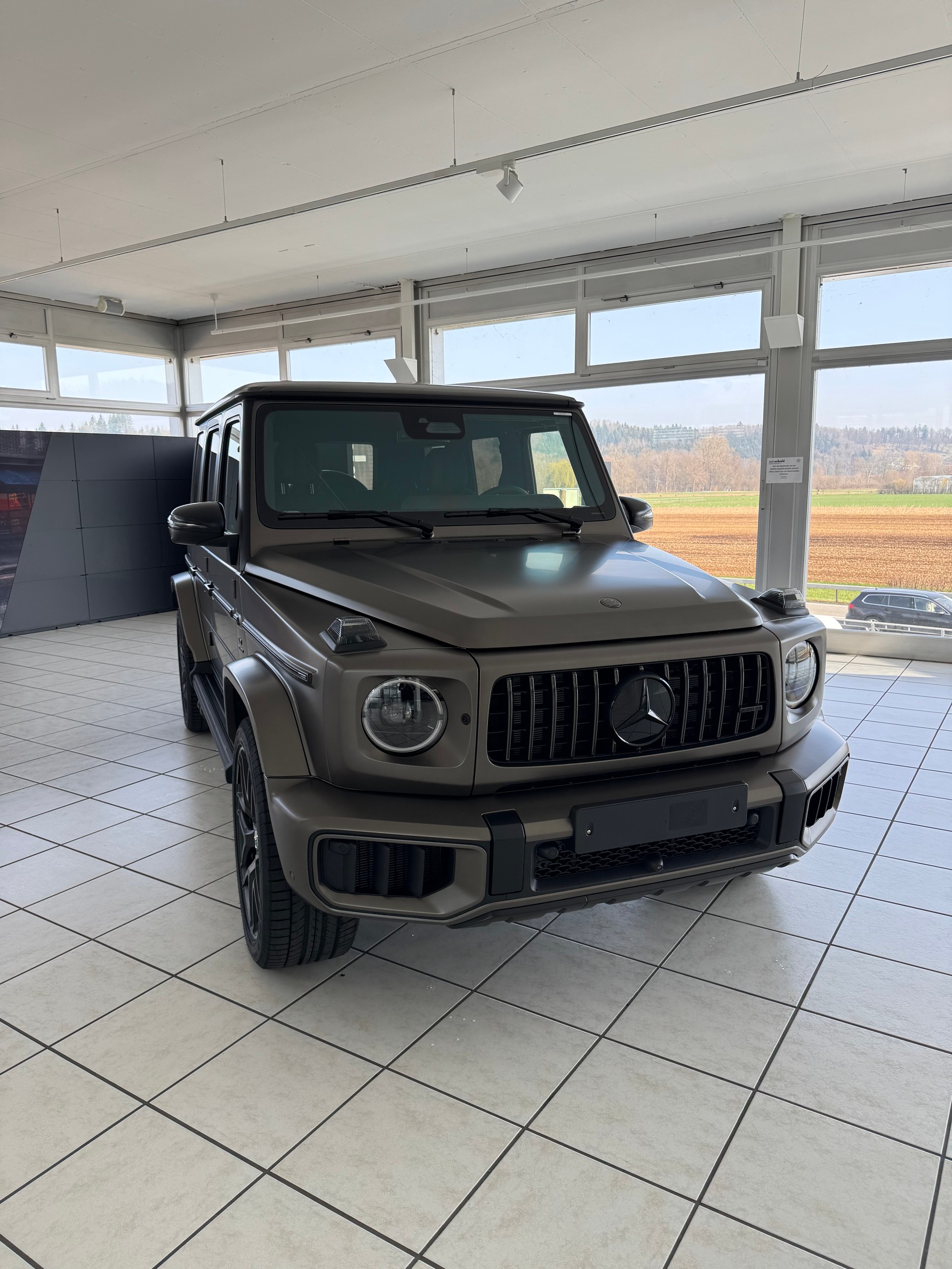 MERCEDES-BENZ G 63 AMG-image-1