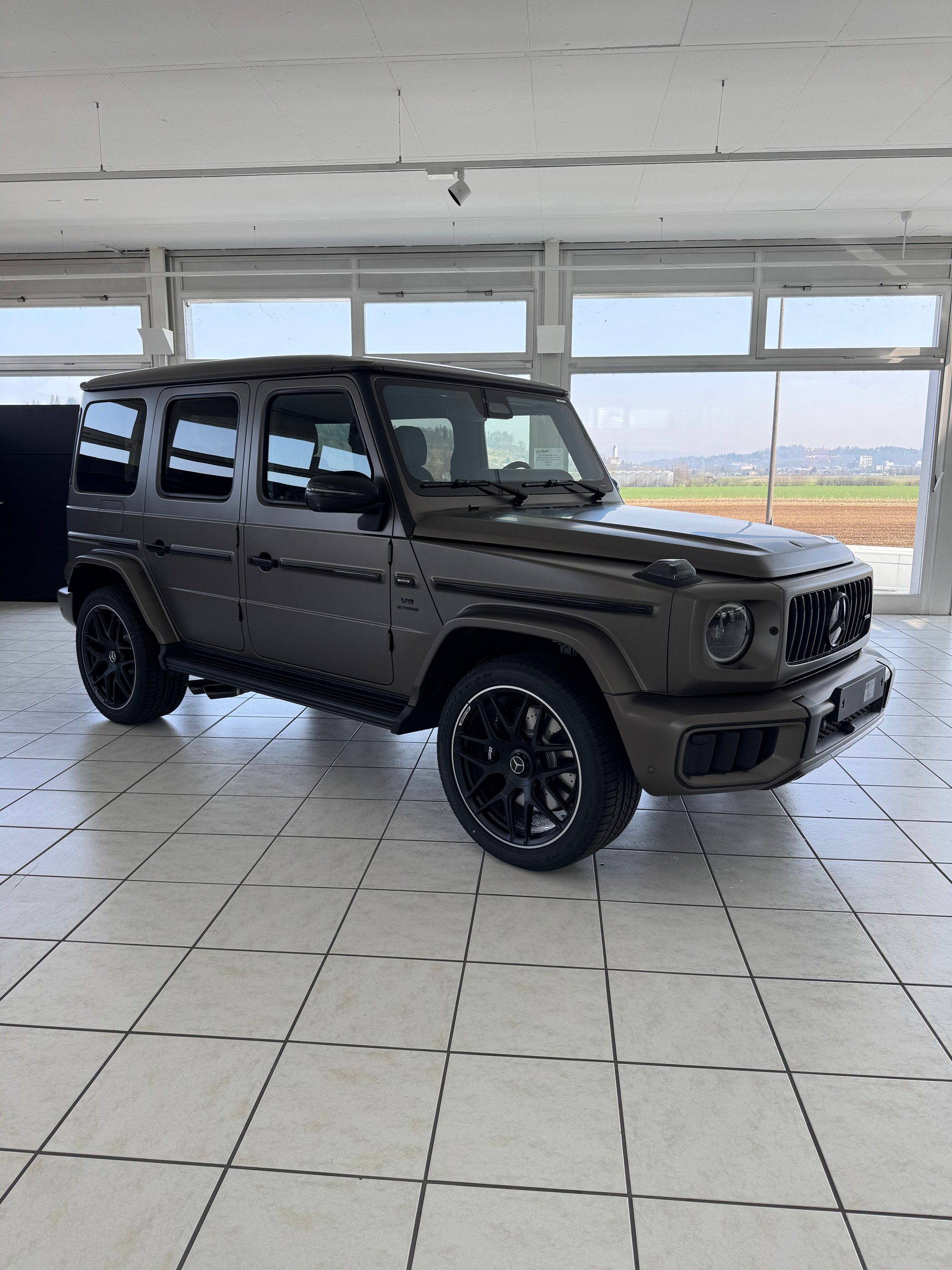 MERCEDES-BENZ G 63 AMG-image-0