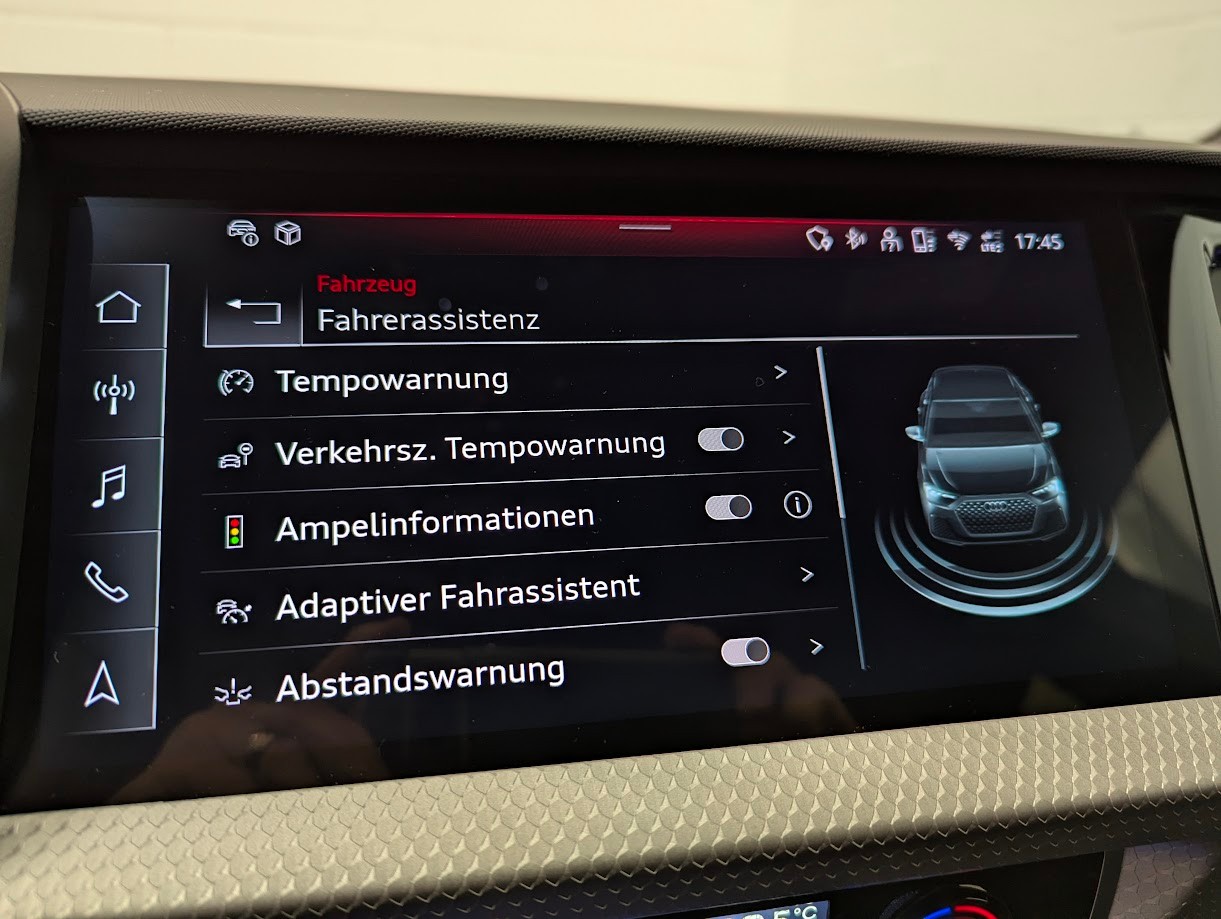 AUDI A1 Sportback 2.0 40 TFSI S Line S-Tronic*5J GAR S-LINE KOMPLETT VOLL-LED DÄMPFER NAVI+ ACC KEYLESS*-image-17
