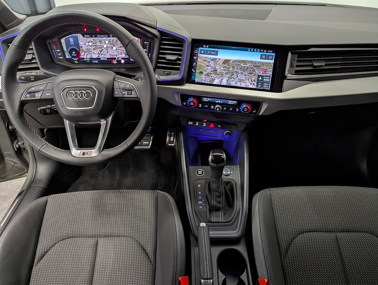 AUDI A1 Sportback 2.0 40 TFSI S Line S-Tronic*5J GAR S-LINE KOMPLETT VOLL-LED DÄMPFER NAVI+ ACC KEYLESS*-image-27