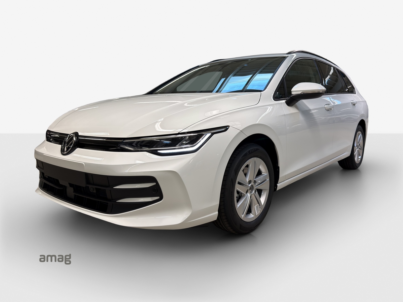 VW Golf Variant 1.5 eTSI mHEV Life-image-0