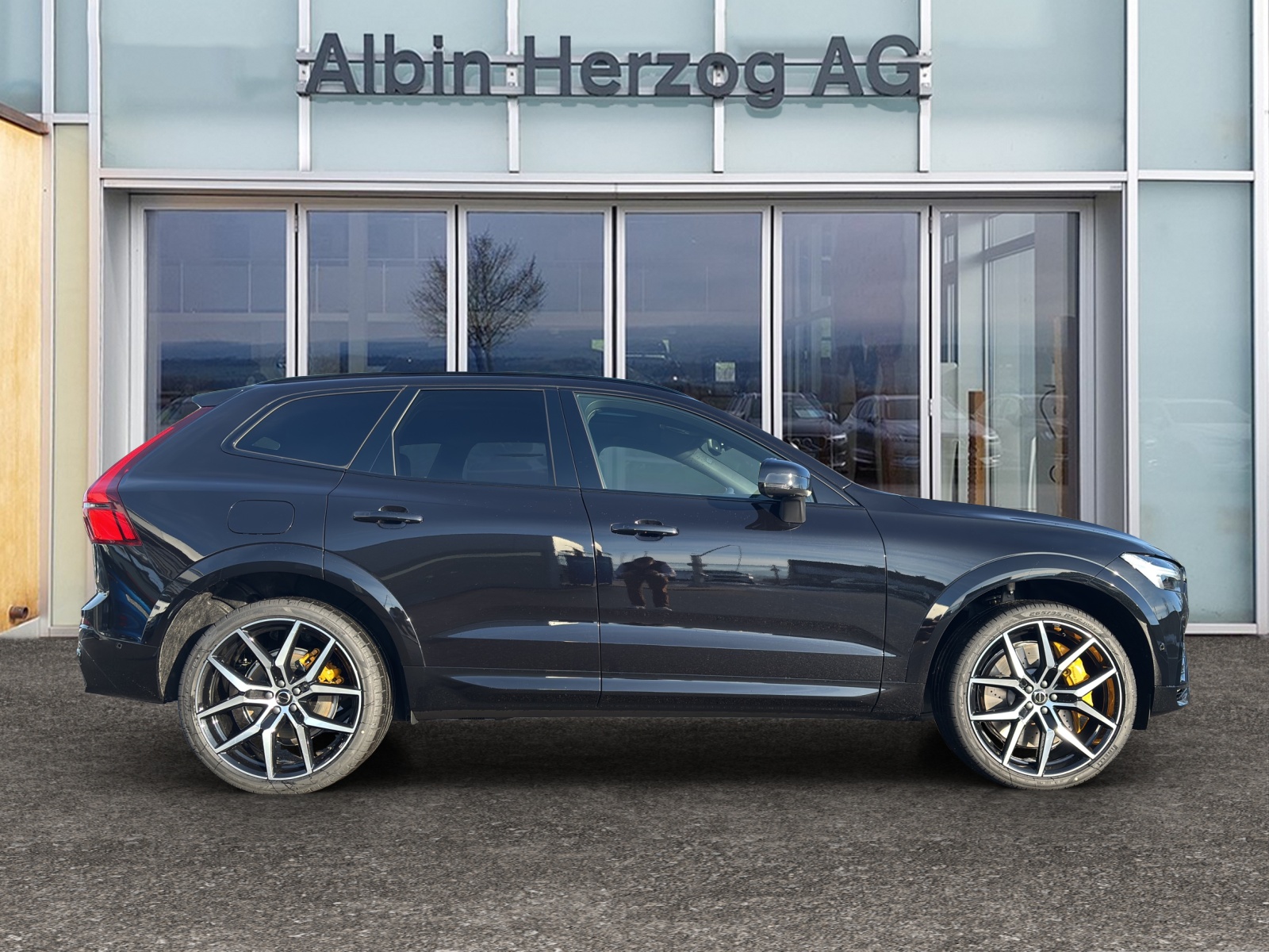 VOLVO XC60 2.0 T8 TE Polestar eAWD-image-4