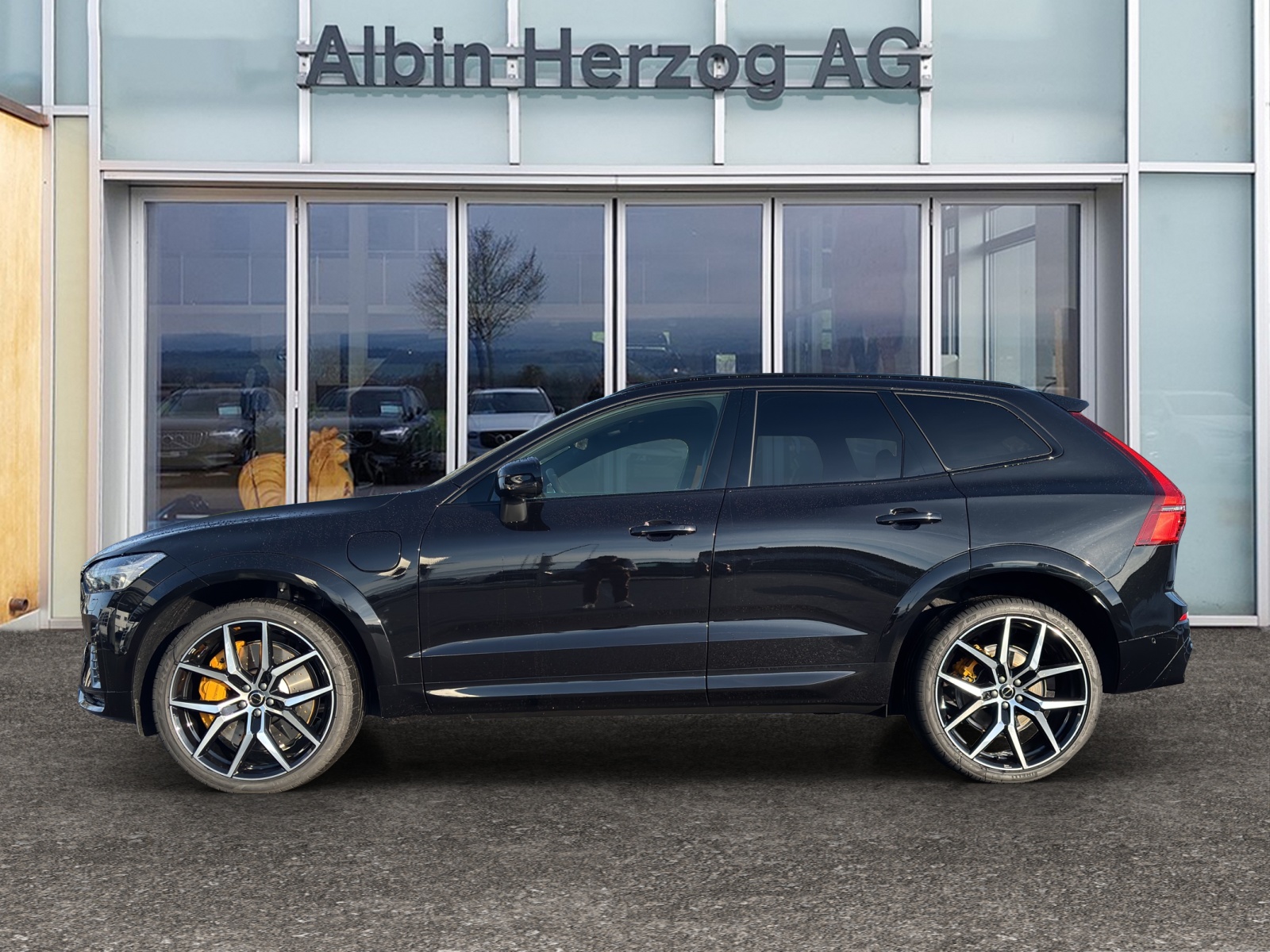 VOLVO XC60 2.0 T8 TE Polestar eAWD-image-1