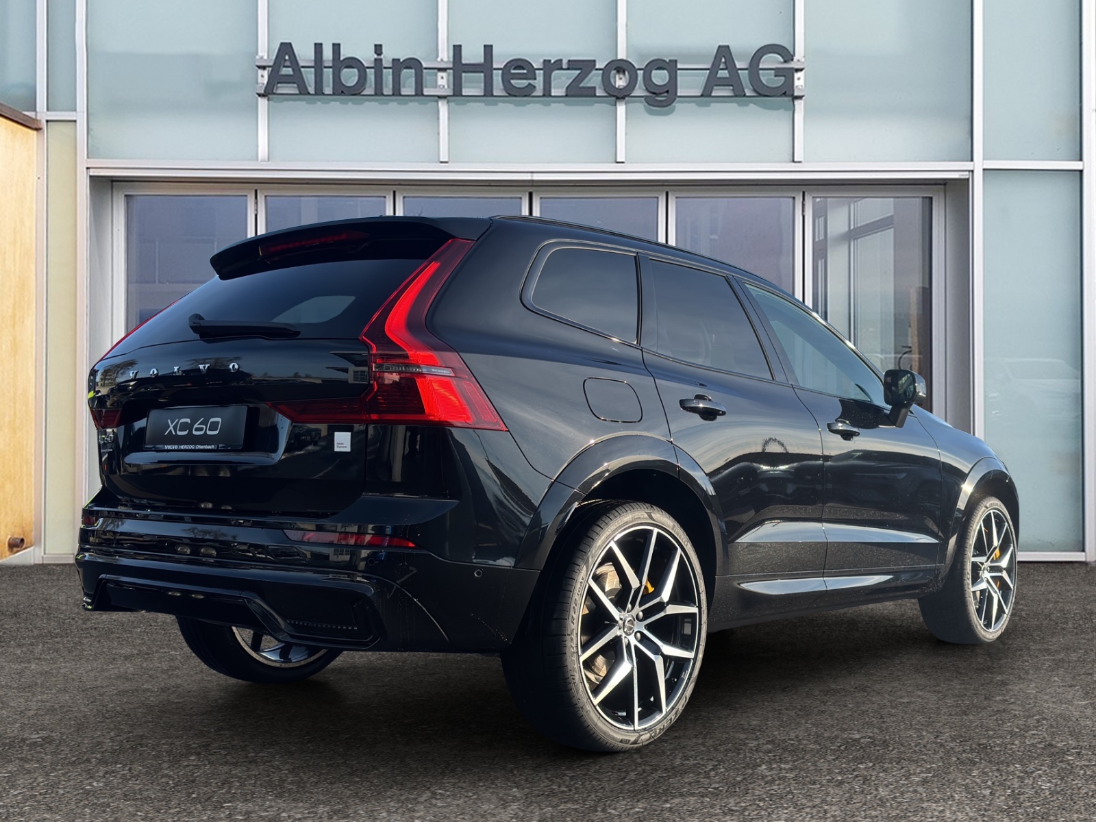 VOLVO XC60 2.0 T8 TE Polestar eAWD-image-3