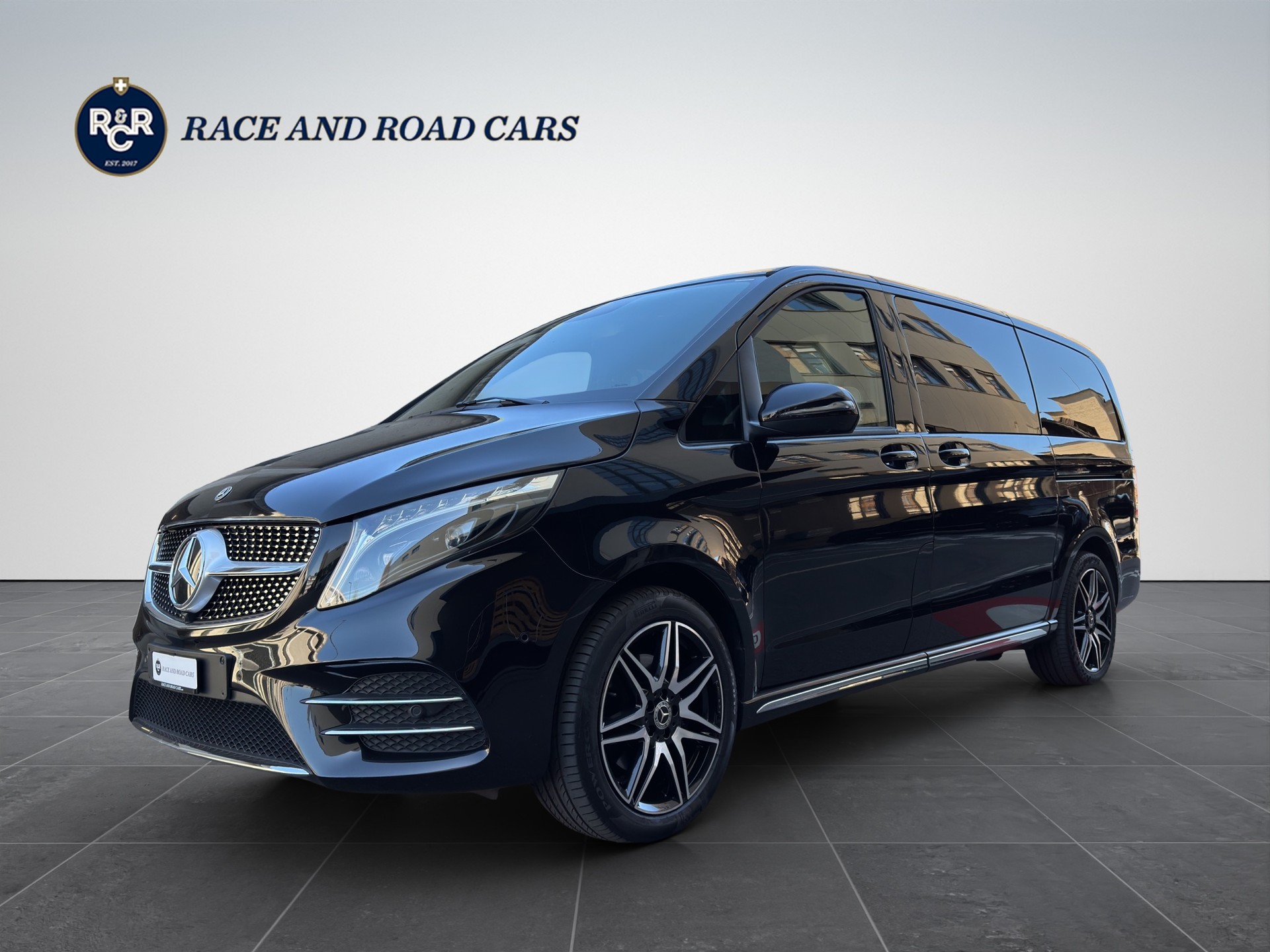 MERCEDES-BENZ V 300 d lang Avantgarde 4 Matic-image-0