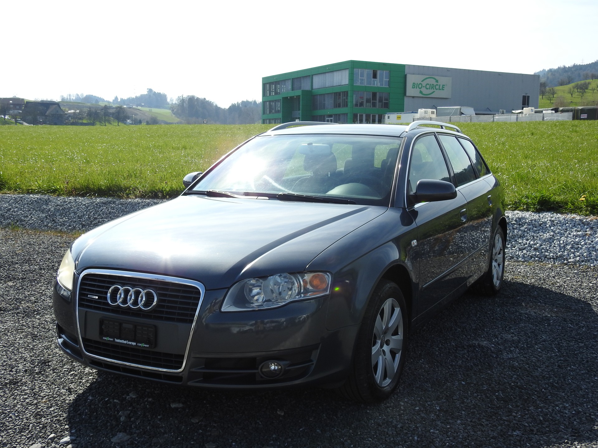 AUDI A4 Avant 2.0 TDI quattro-image-0