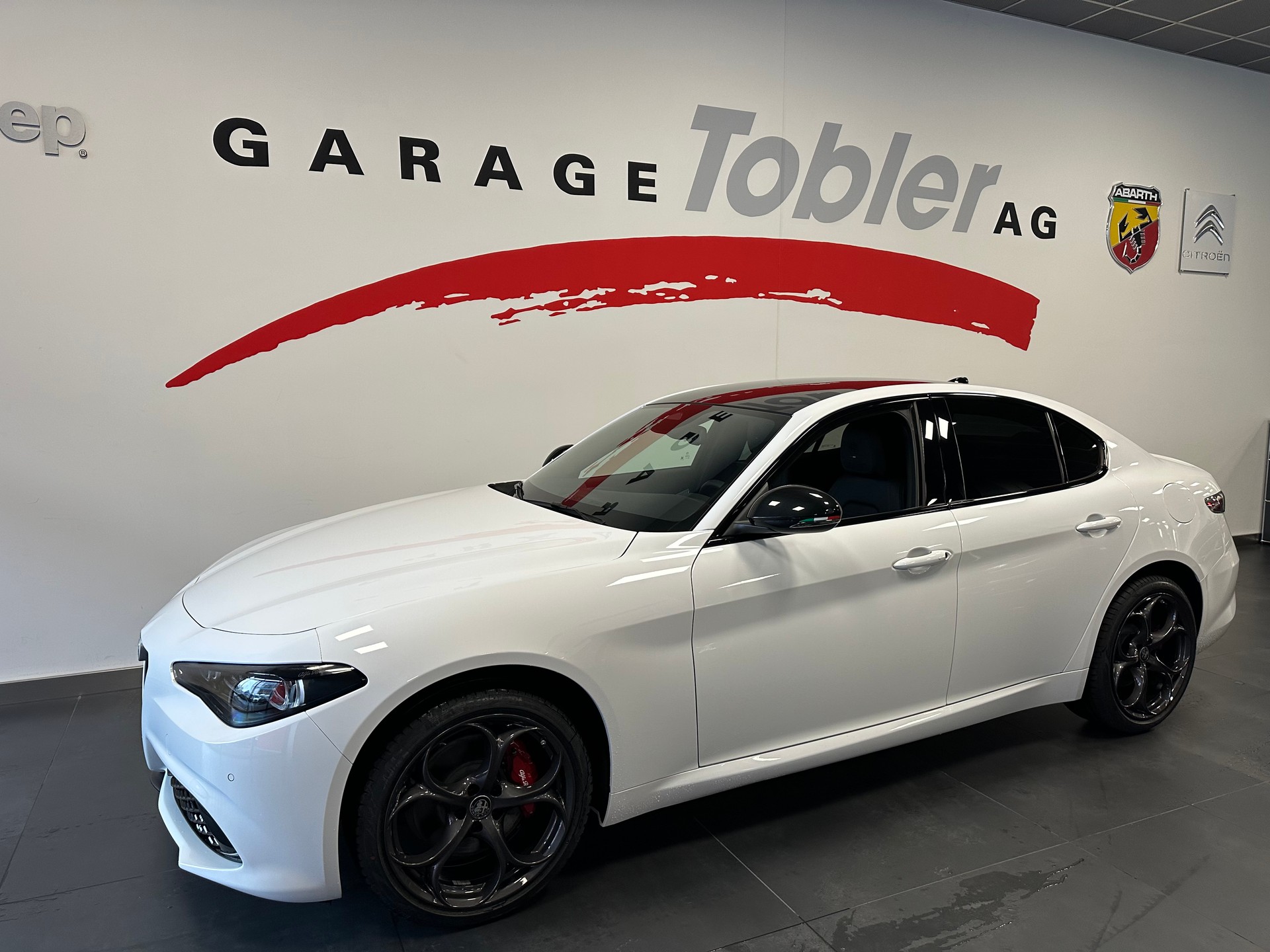 ALFA ROMEO Giulia 2.0 Tributo Italiano Q4 AT8