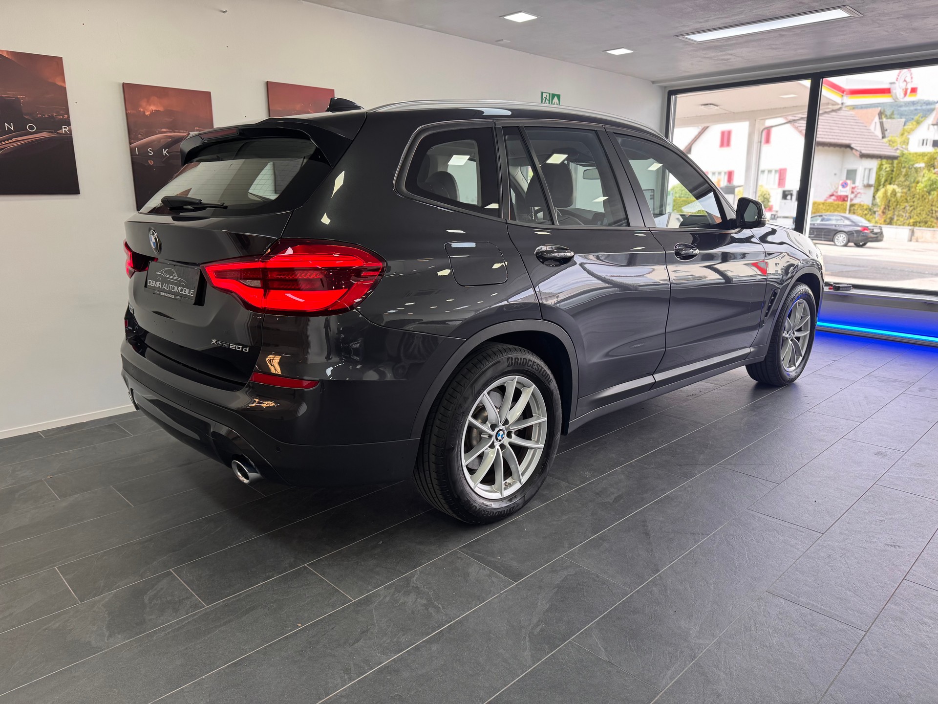 BMW X3 xDrive 48V 20d Steptronic *Leder Vernasca Braun / Live Cockpit / Apple Carplay / Akustikglas*-image-3
