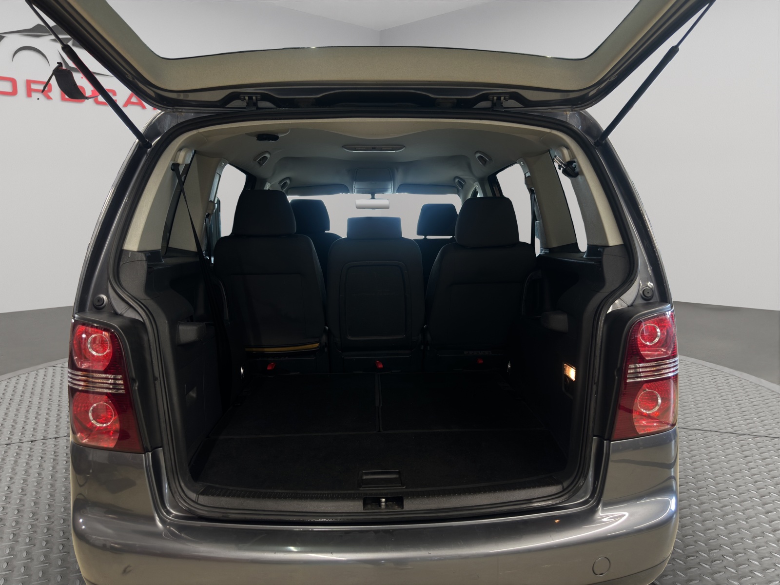 VW 1.9 TDI DSG-image-23