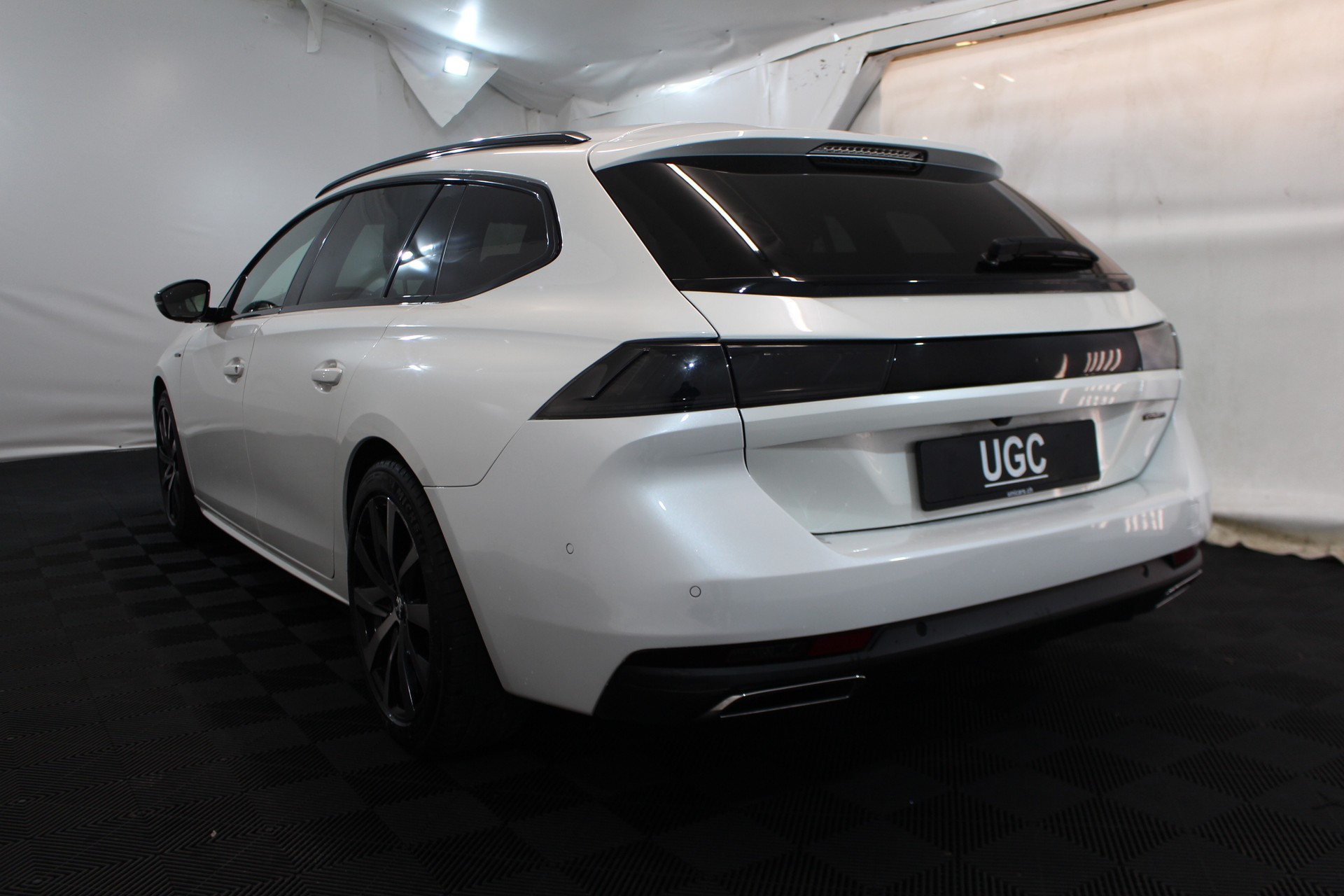 PEUGEOT 508 SW 1.5 BlueHDi GT Line-image-3