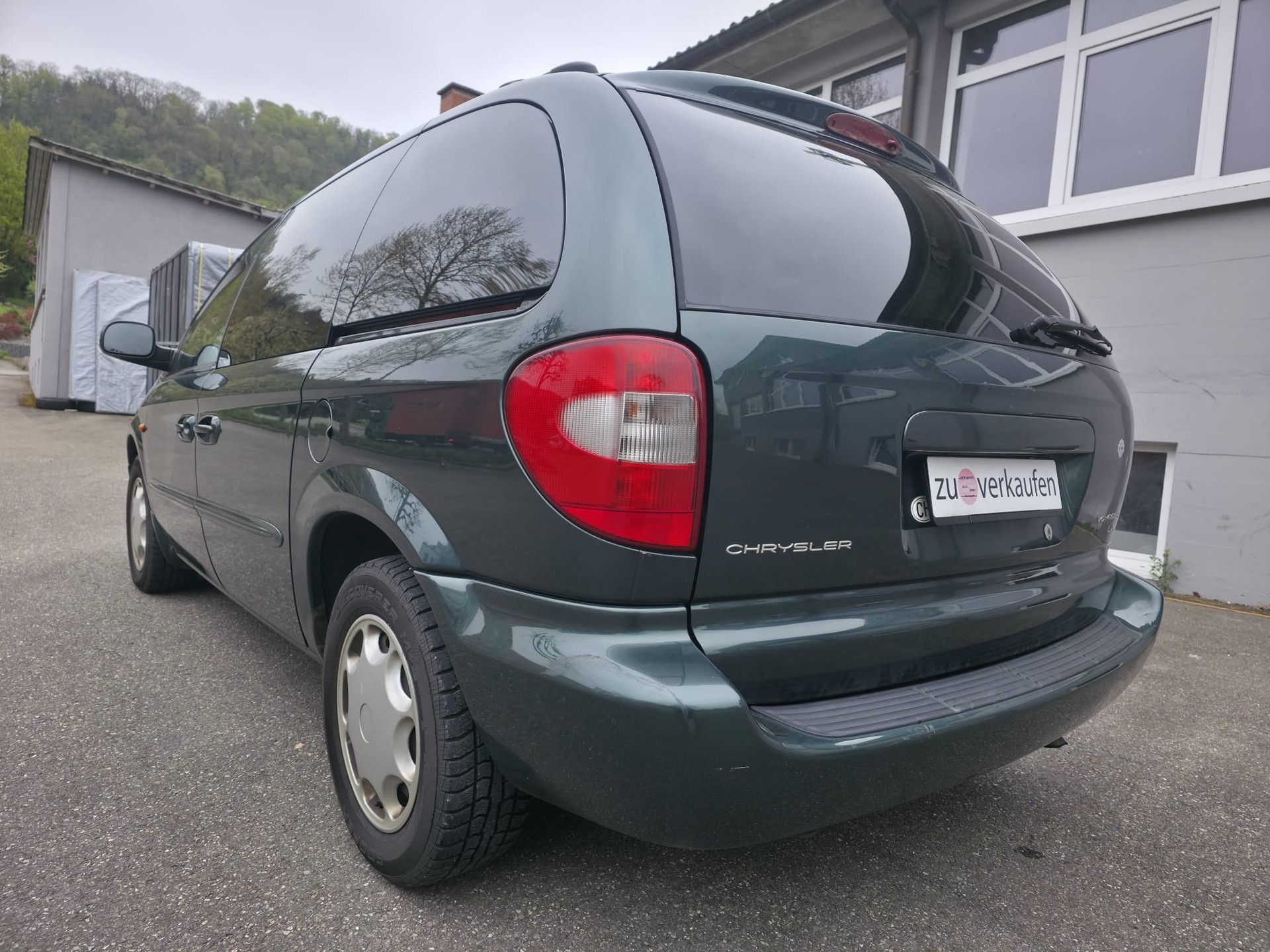 CHRYSLER Voyager 3.3 LX-image-5