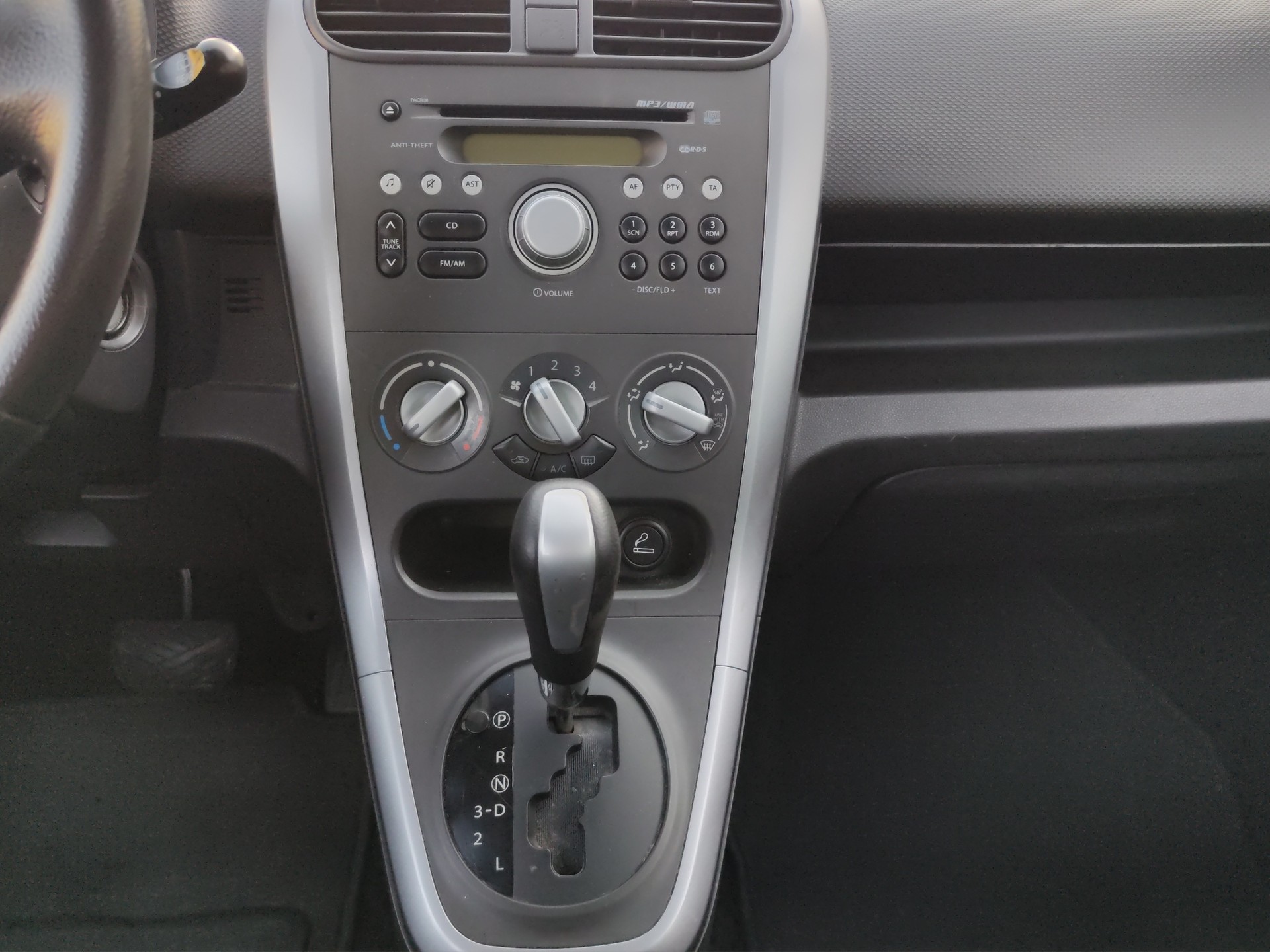 OPEL Agila 1.2 Enjoy Automatic-image-21
