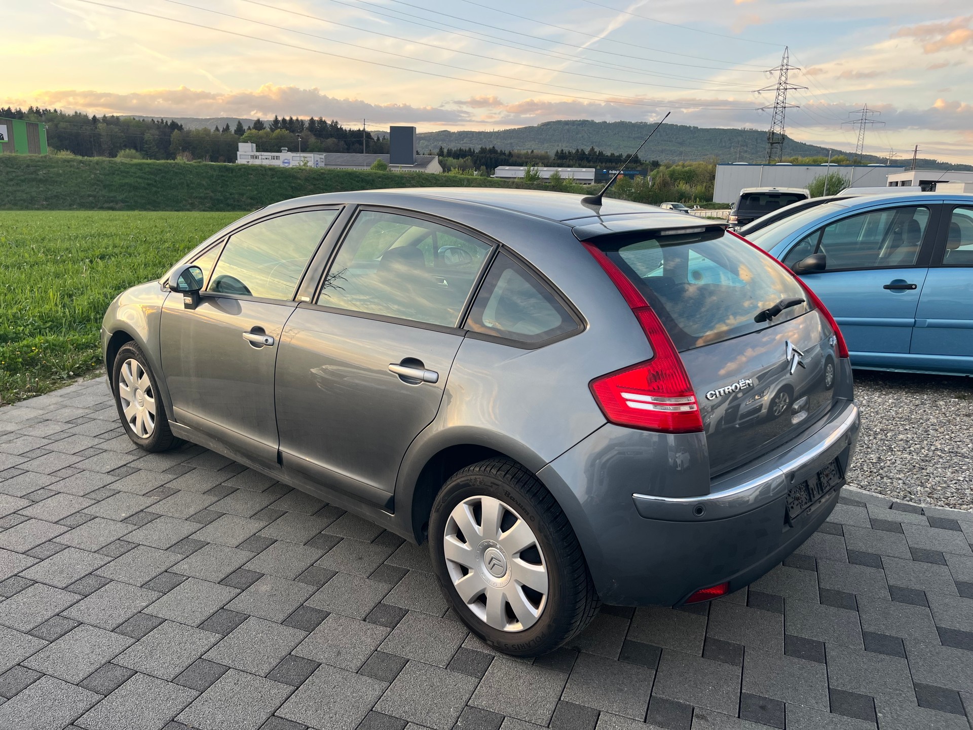 CITROEN C4 Berline 2.0 16V HDi Exclusive Automatic-image-5