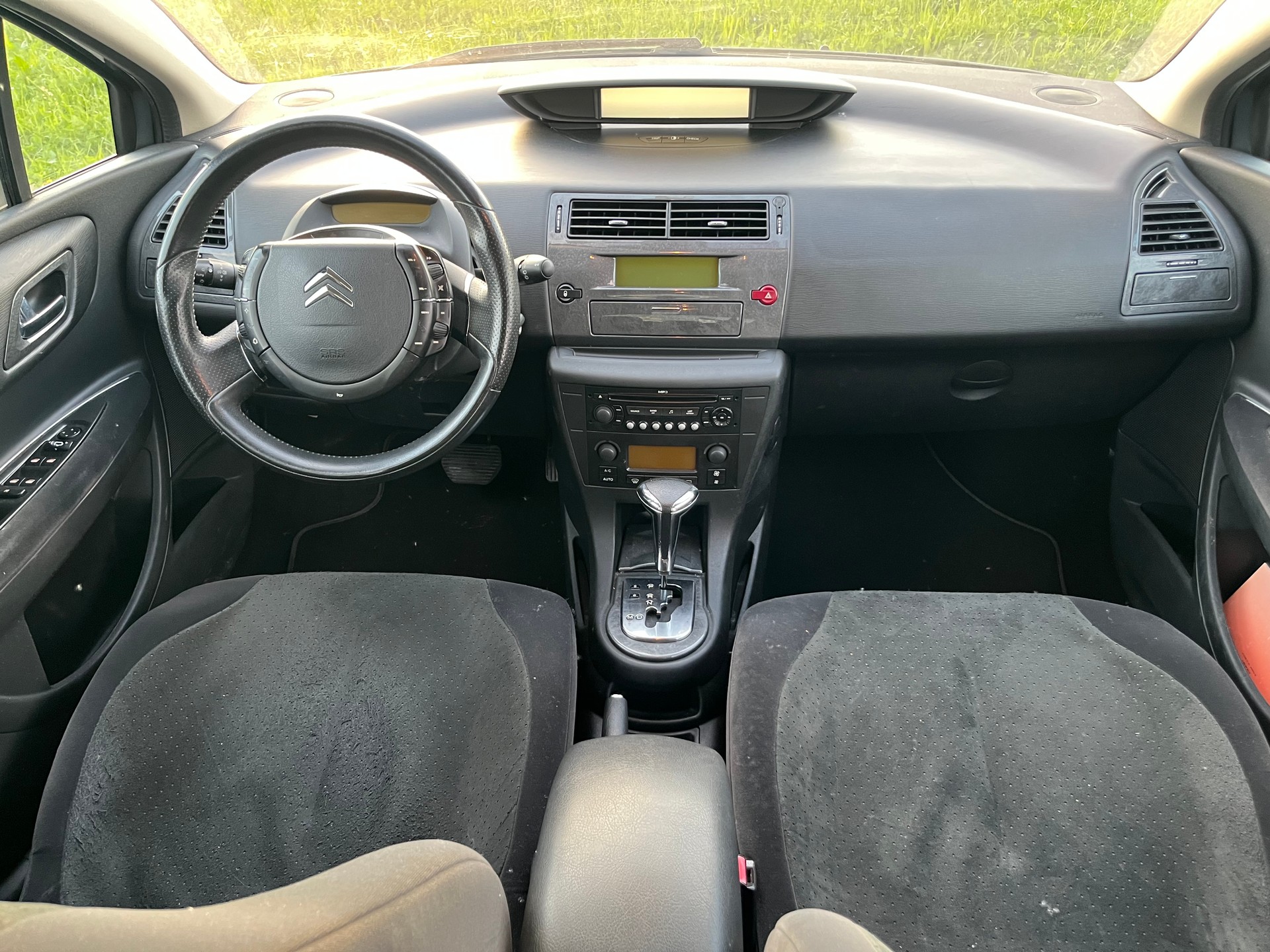 CITROEN C4 Berline 2.0 16V HDi Exclusive Automatic-image-10