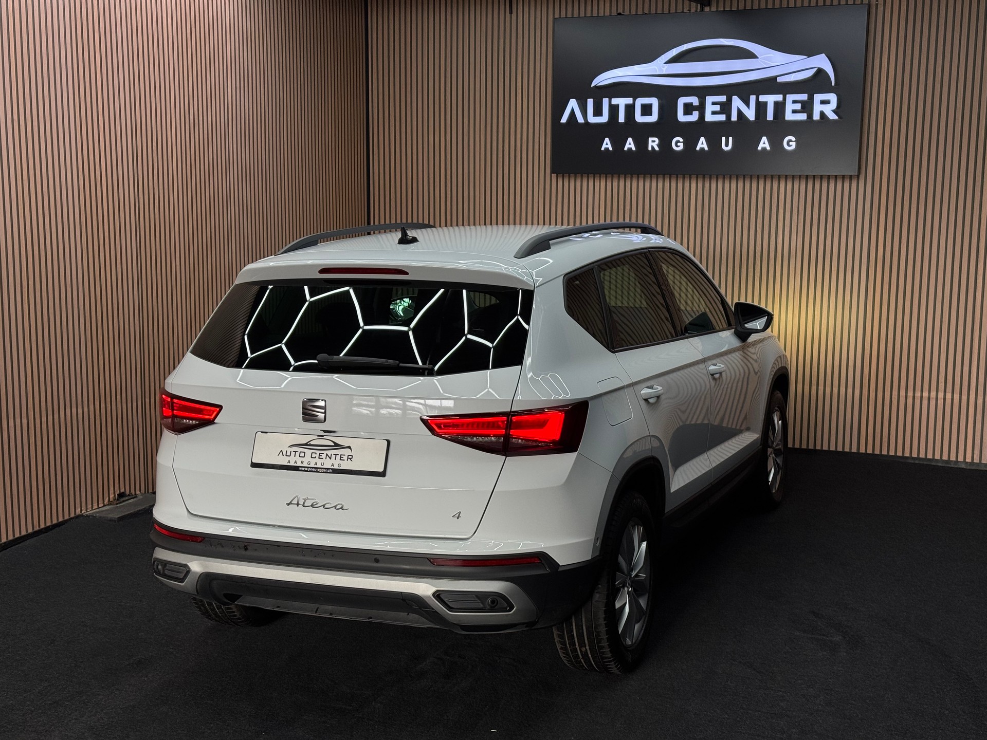 SEAT Ateca 2.0 TDI Style 4Drive DSG *ab CHF 239.-/ Monat*-image-4