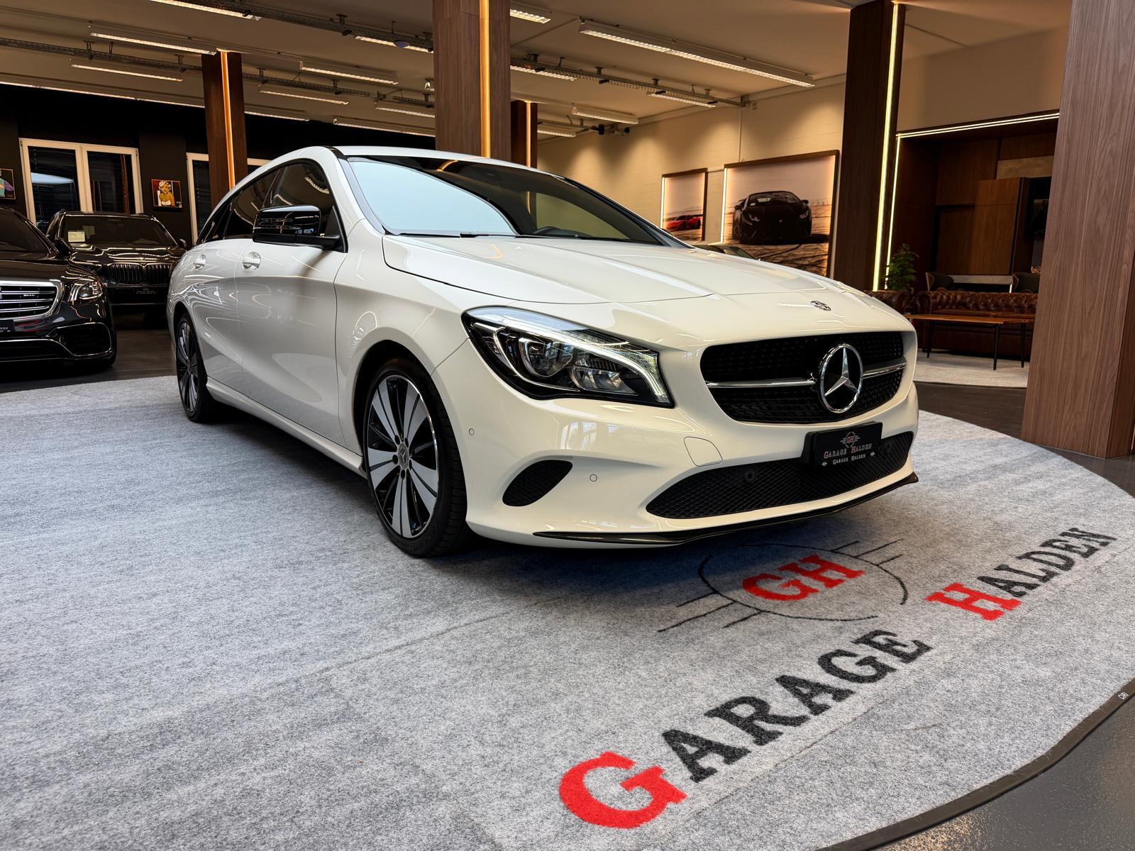 MERCEDES-BENZ CLA 200 Urban Shooting Brake