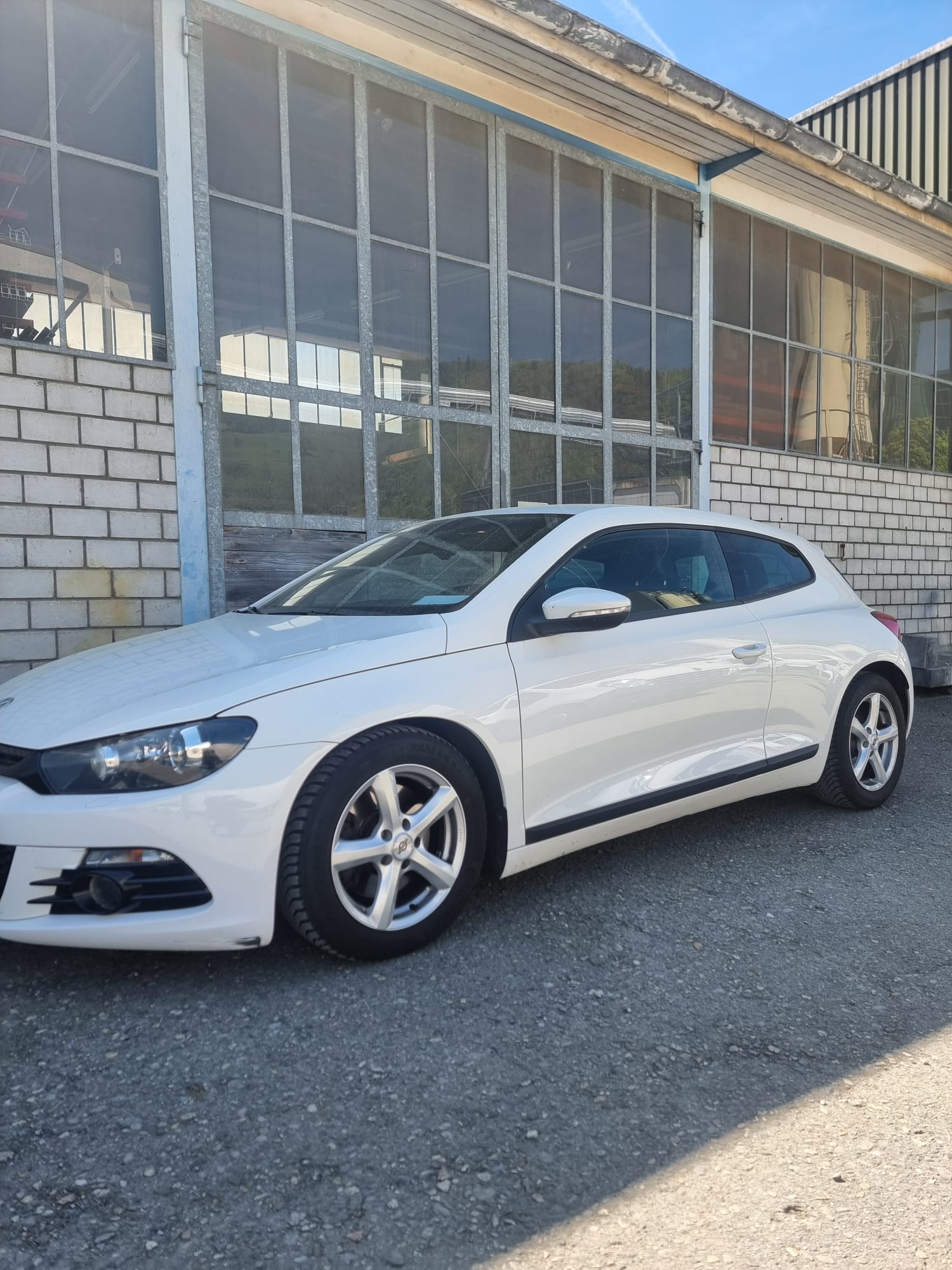 VW Scirocco 2.0 TSI-image-2