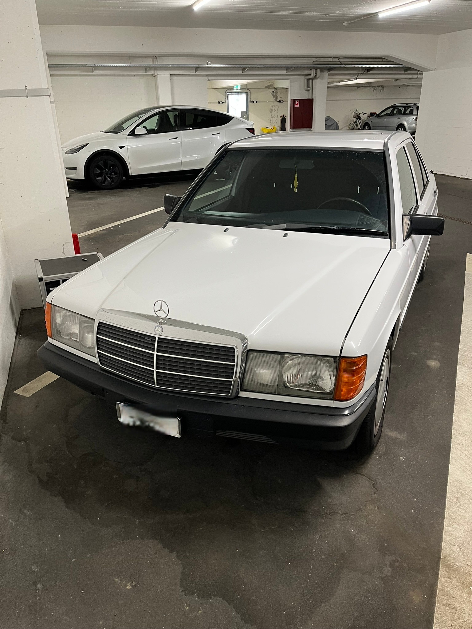 MERCEDES-BENZ 190 E 2.3 ABS-image-0