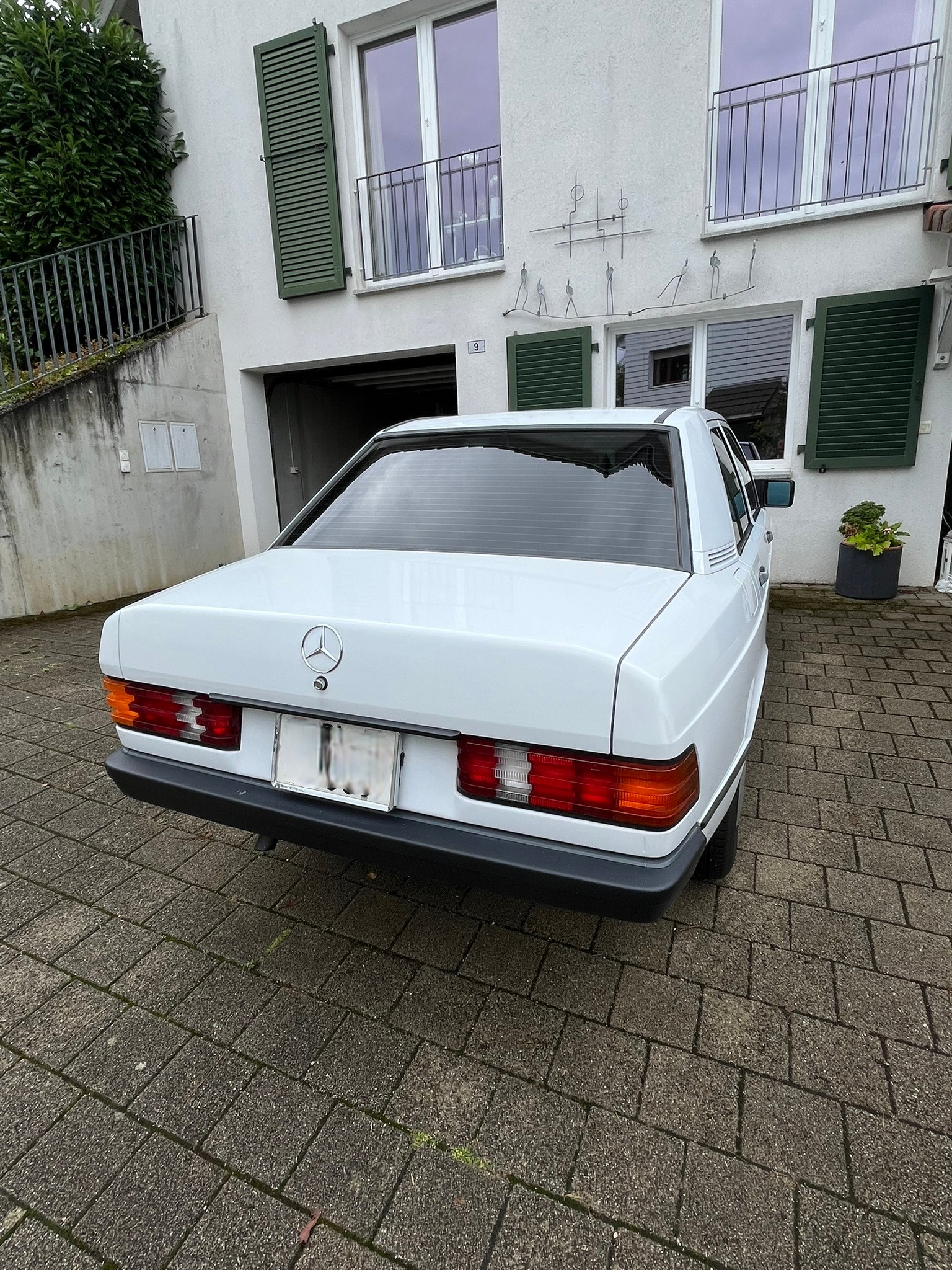 MERCEDES-BENZ 190 E 2.3 ABS-image-7