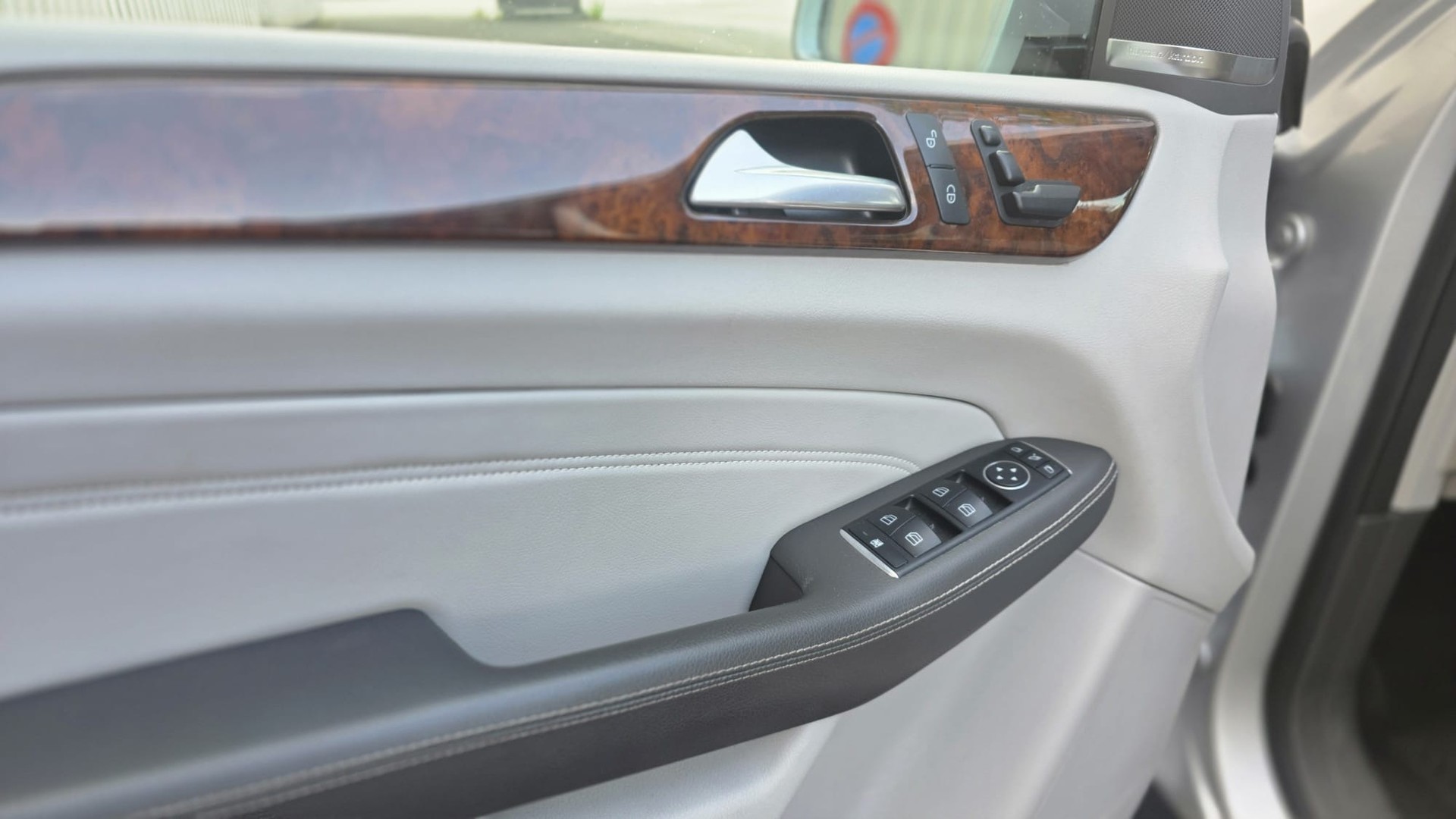 MERCEDES-BENZ ML 350 BlueTEC Executive 4Matic 7G-Tronic-image-10