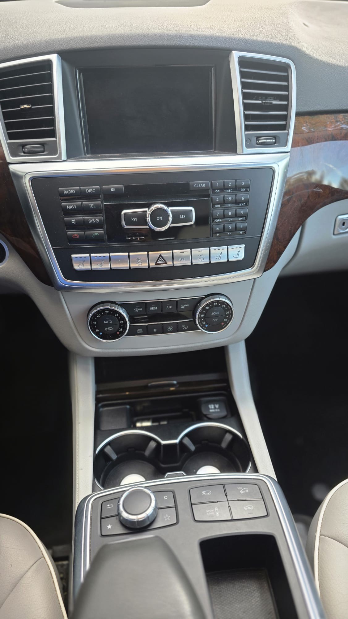 MERCEDES-BENZ ML 350 BlueTEC Executive 4Matic 7G-Tronic-image-12