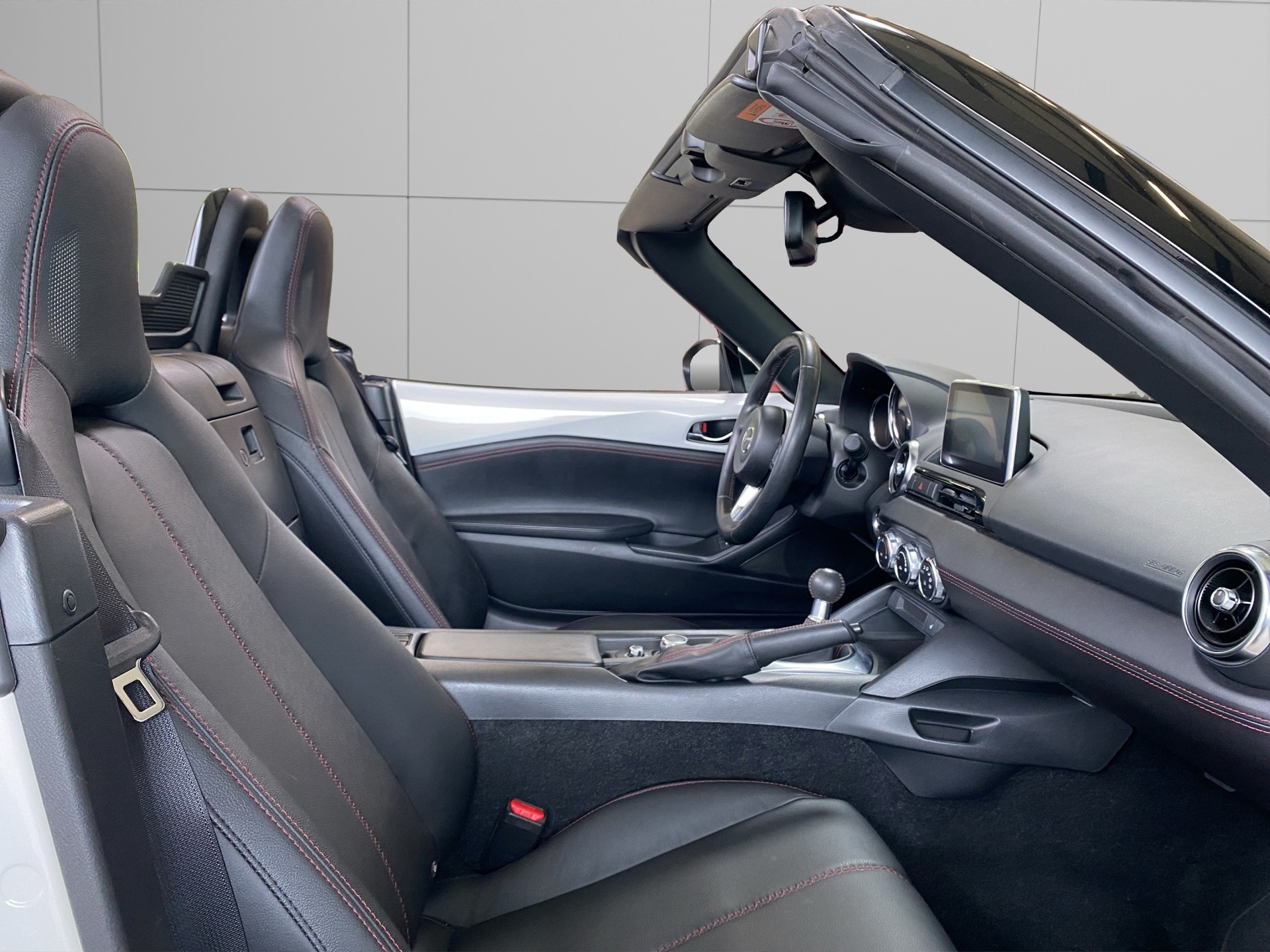 MAZDA MX-5 SKYACTIV-G 160 Revolution-image-14