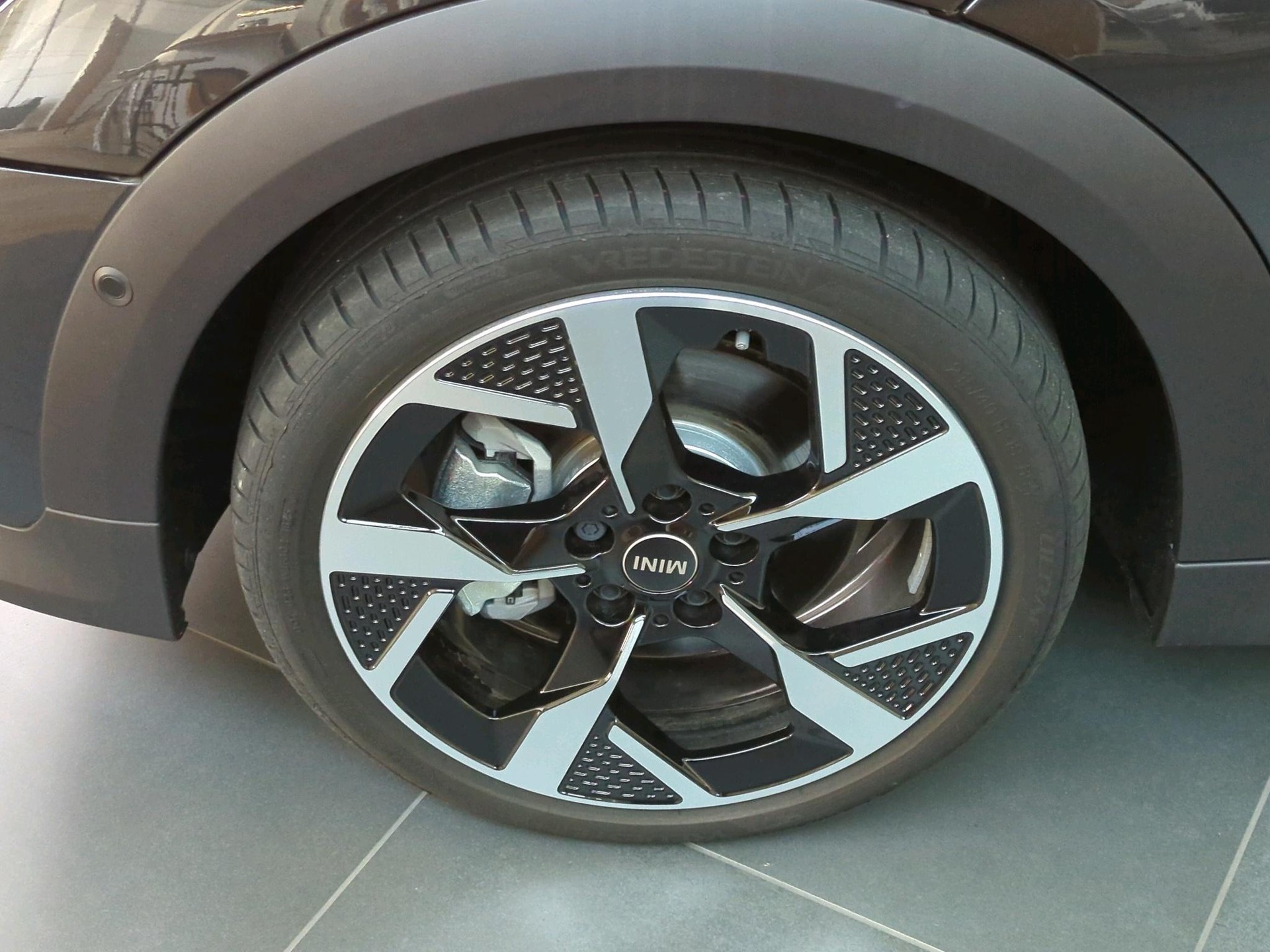 MINI Cooper 5 door C-image-9