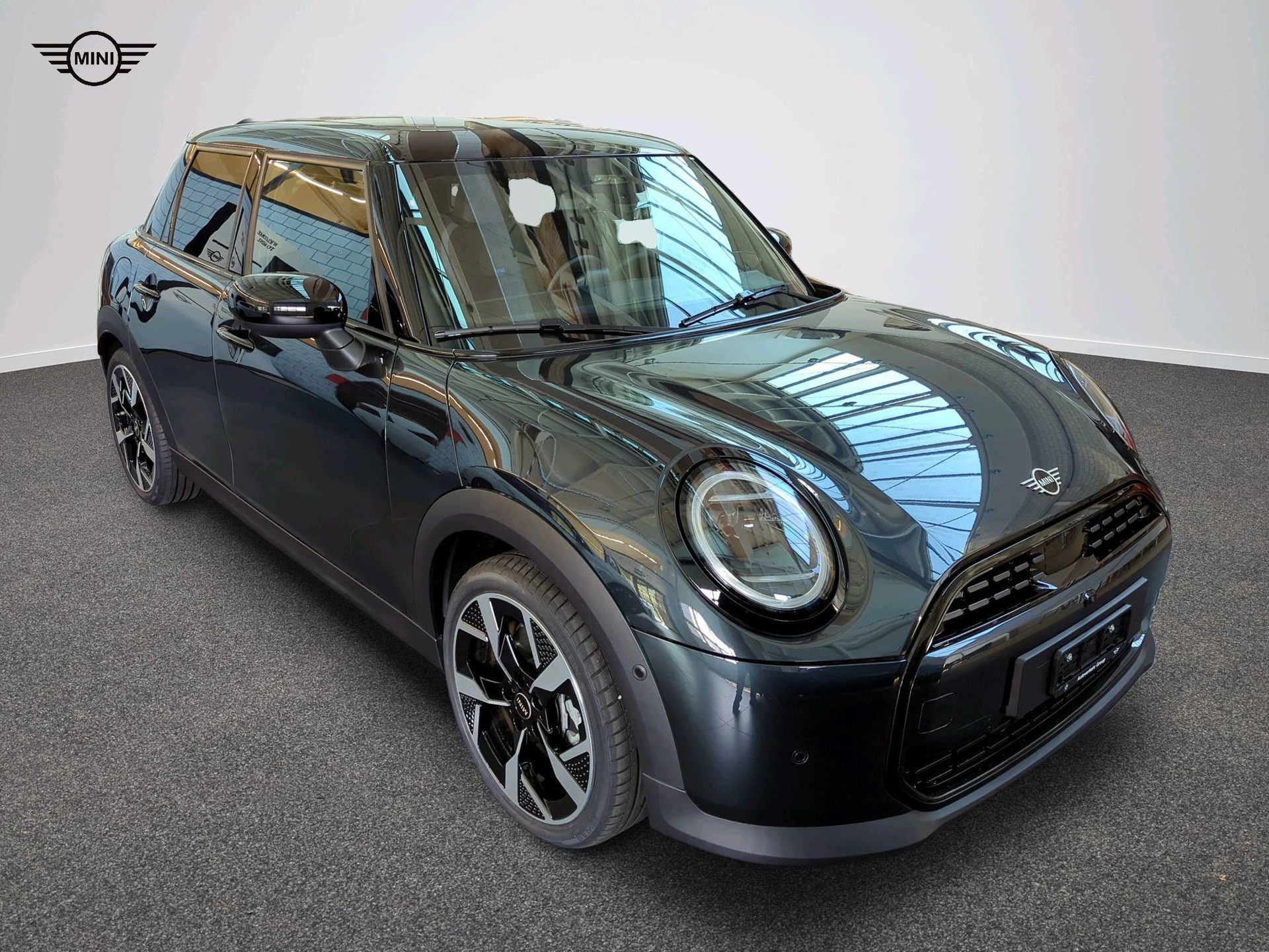 MINI Cooper 5 door C-image-11